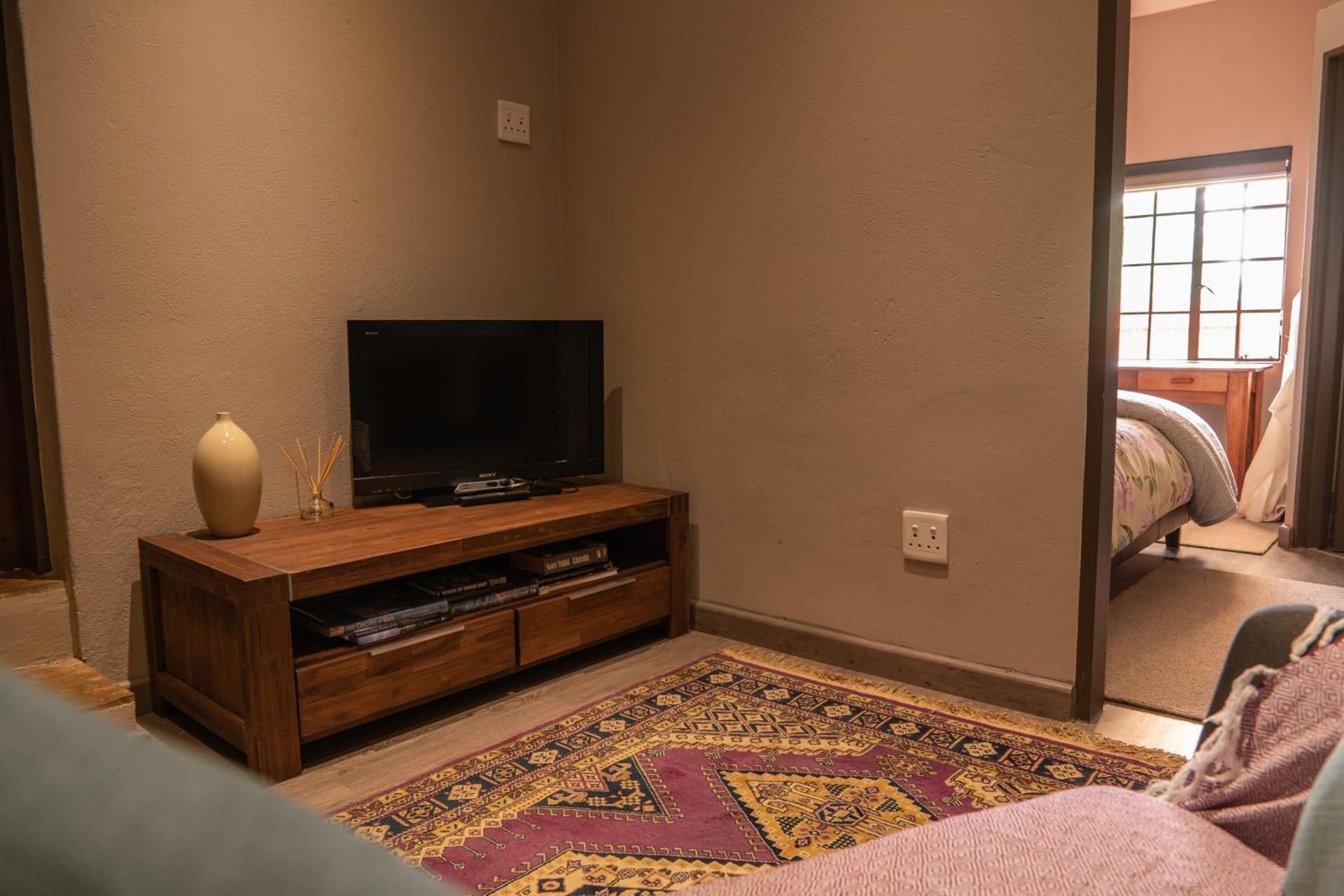 Camdeboo Place Deluxe Double Studio 2