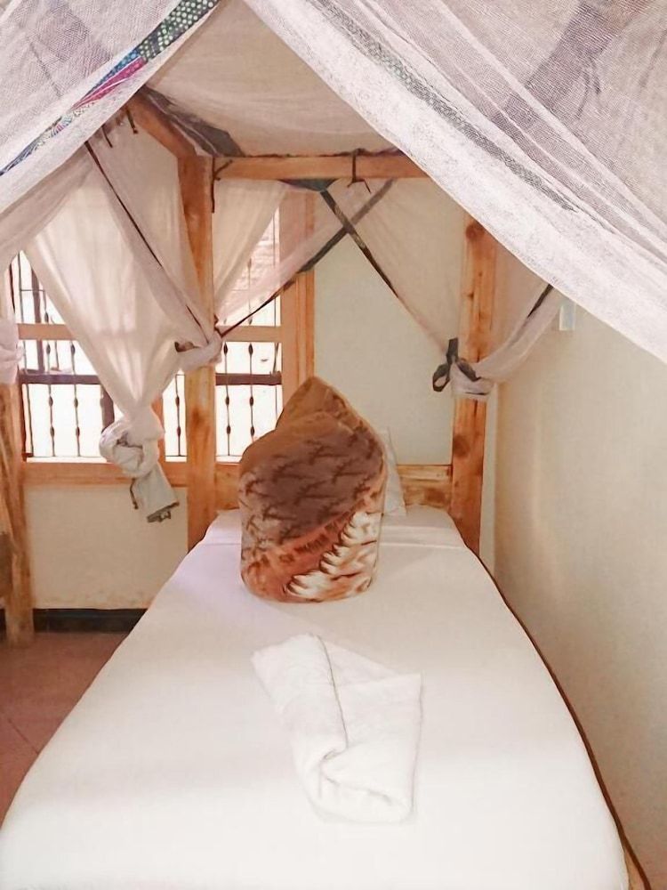 Kilimanjaro Scenic Lodge Classic Twin Room, Balcony, Garden View