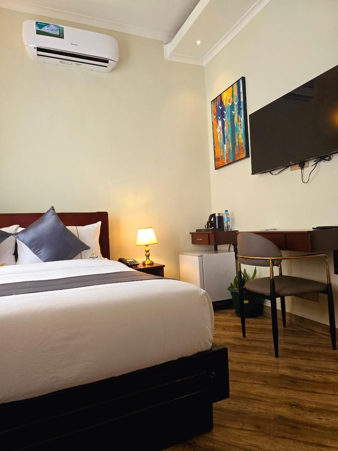 PRIMELAND HOTEL Double Room