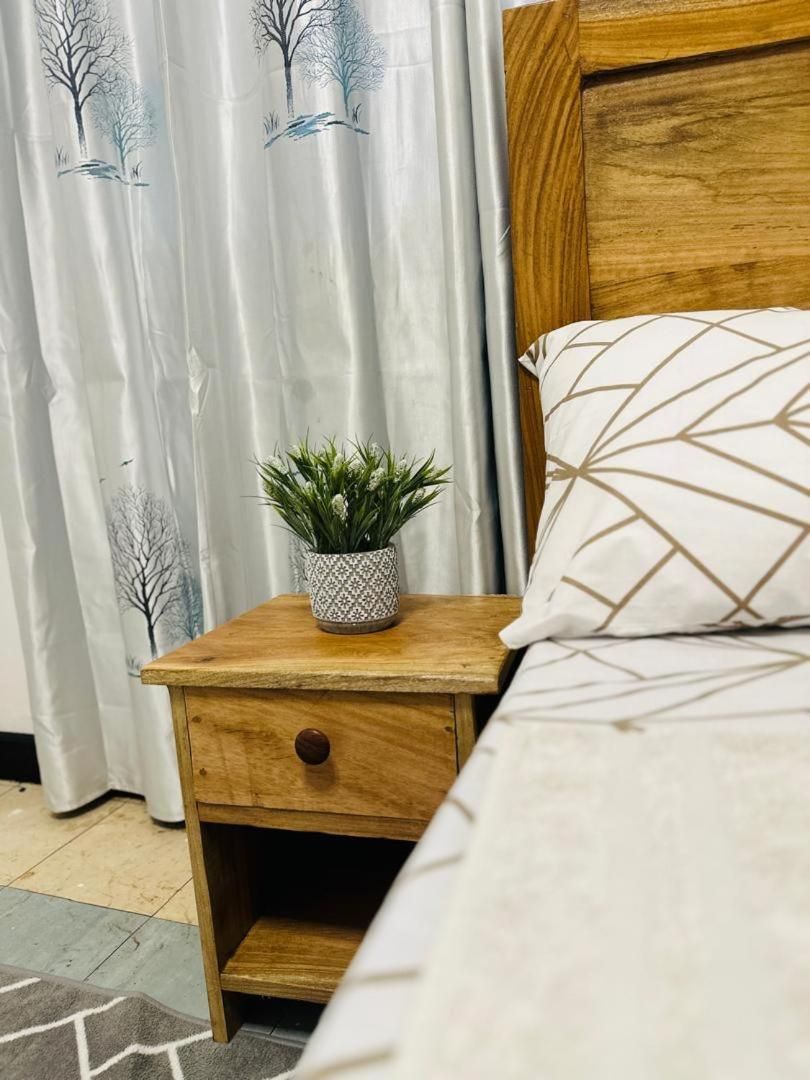 Single Room with Shared Bathroom
