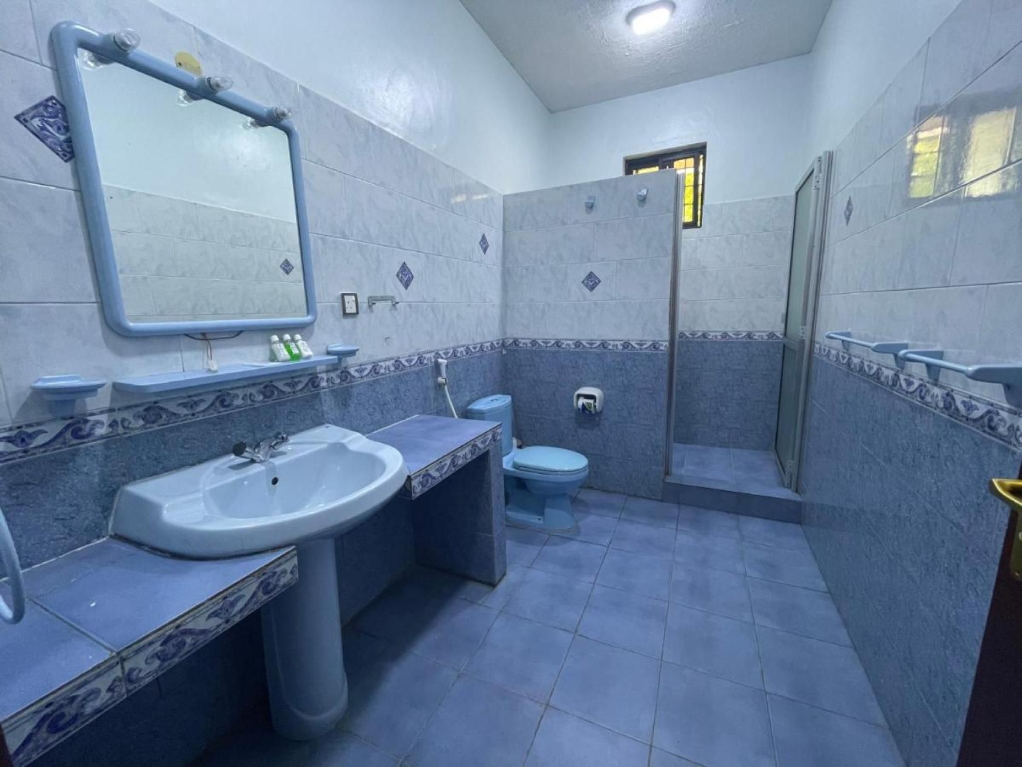 Olivia Guesthouse  Deluxe Room with 2 Double Beds