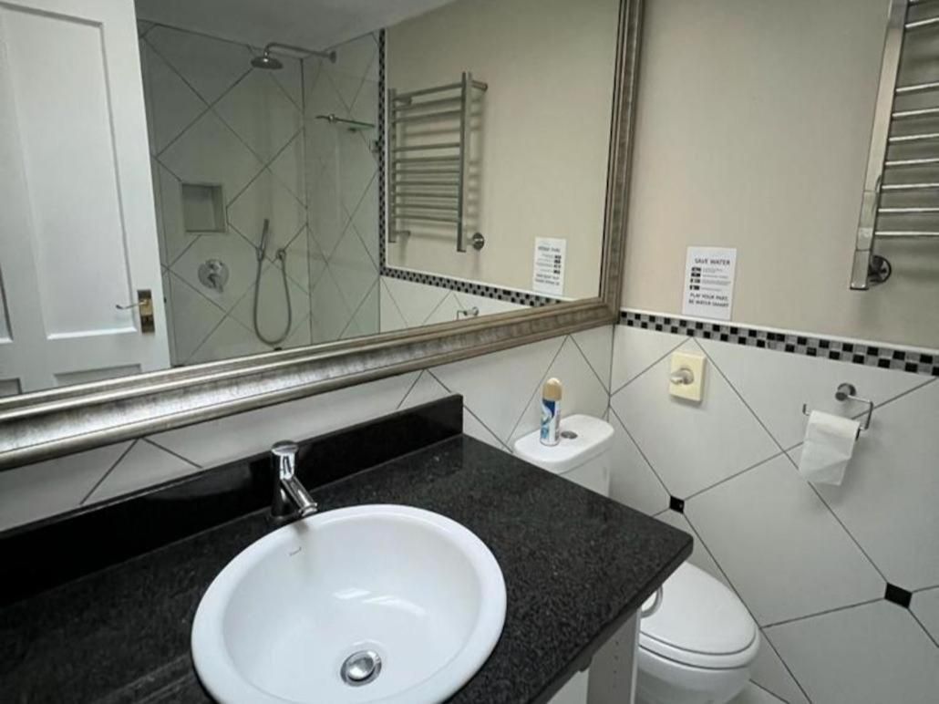 Classic Twin Room