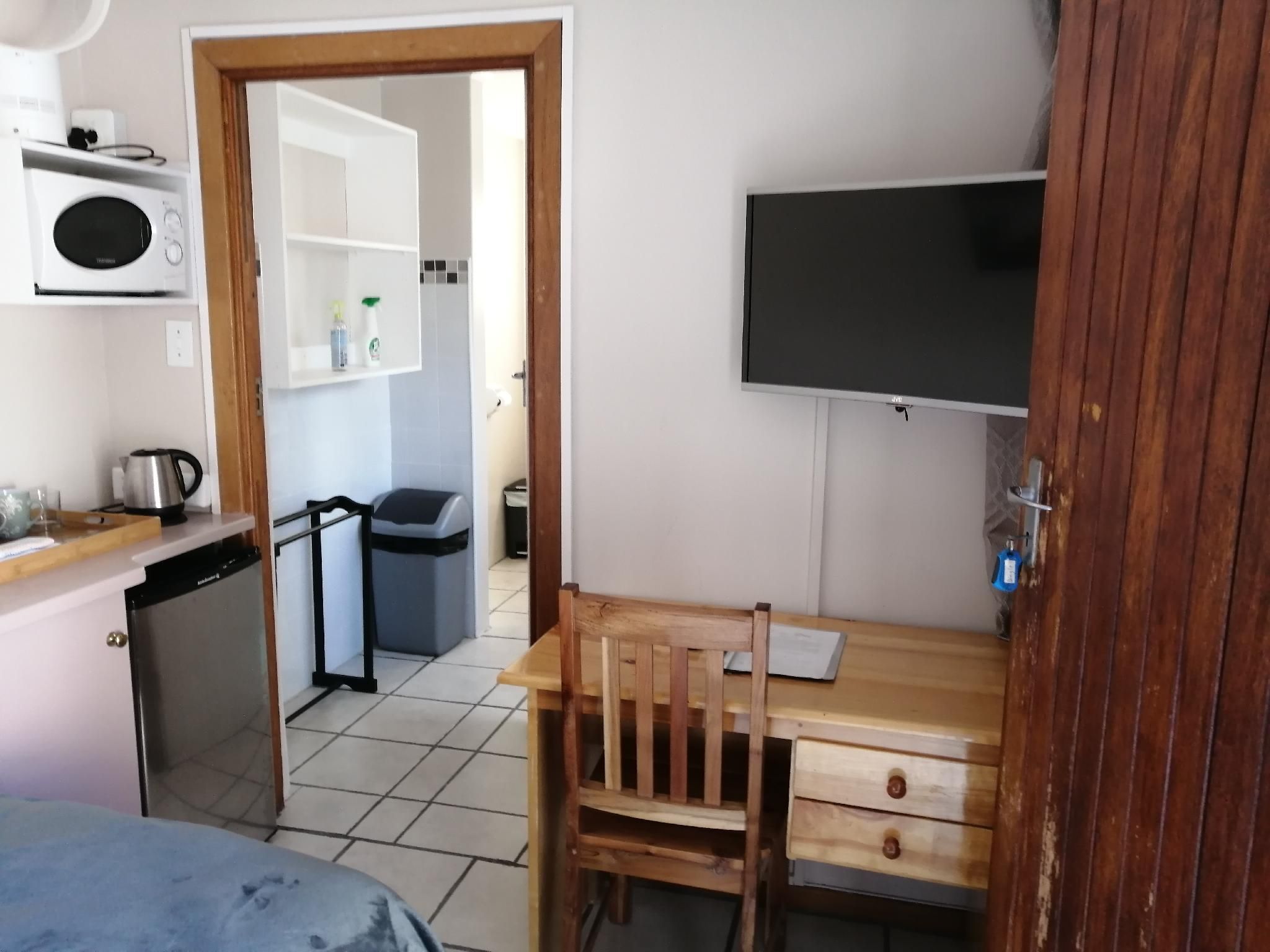 1 on Ross S Signature Studio 3