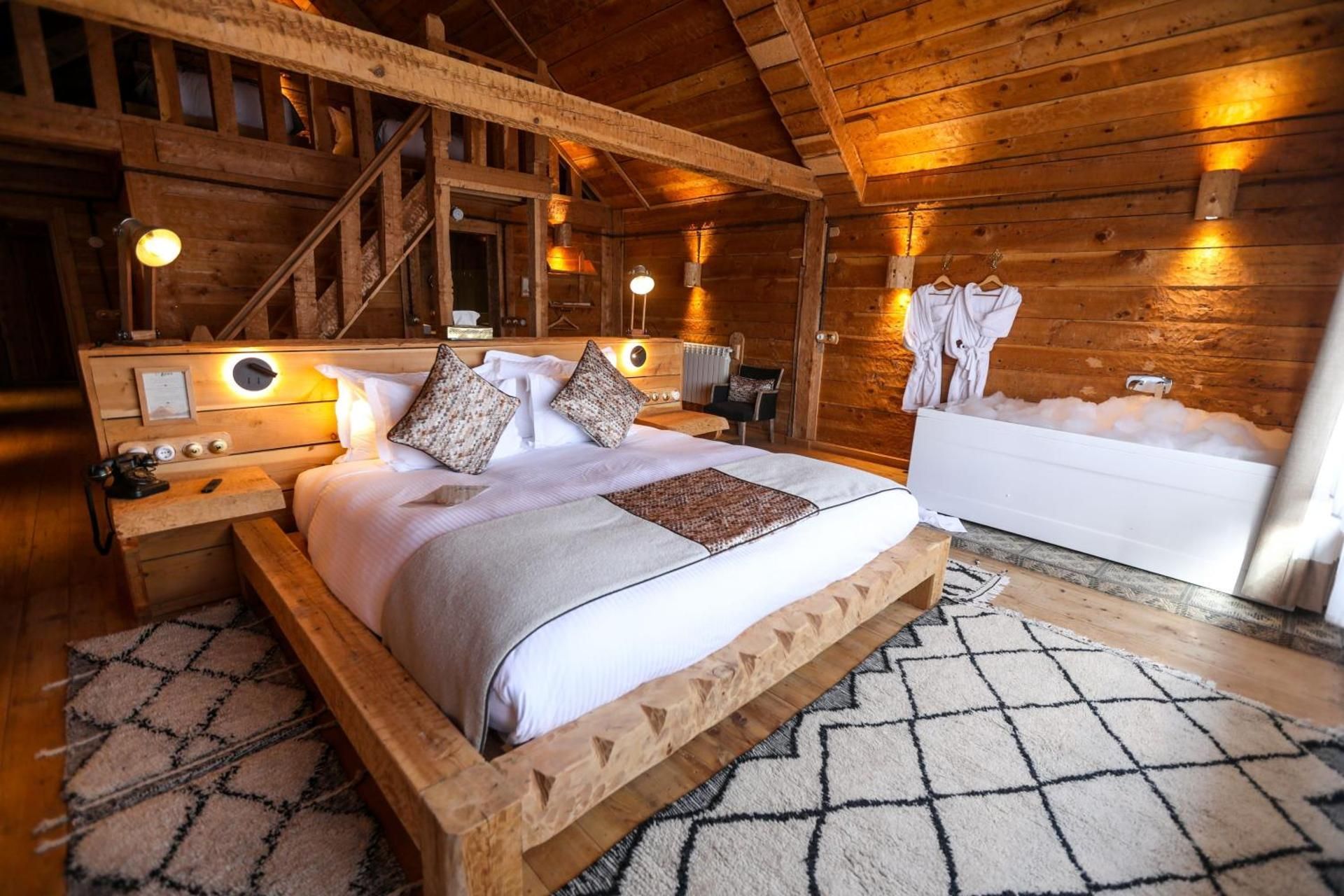 King Suite with Spa Bath