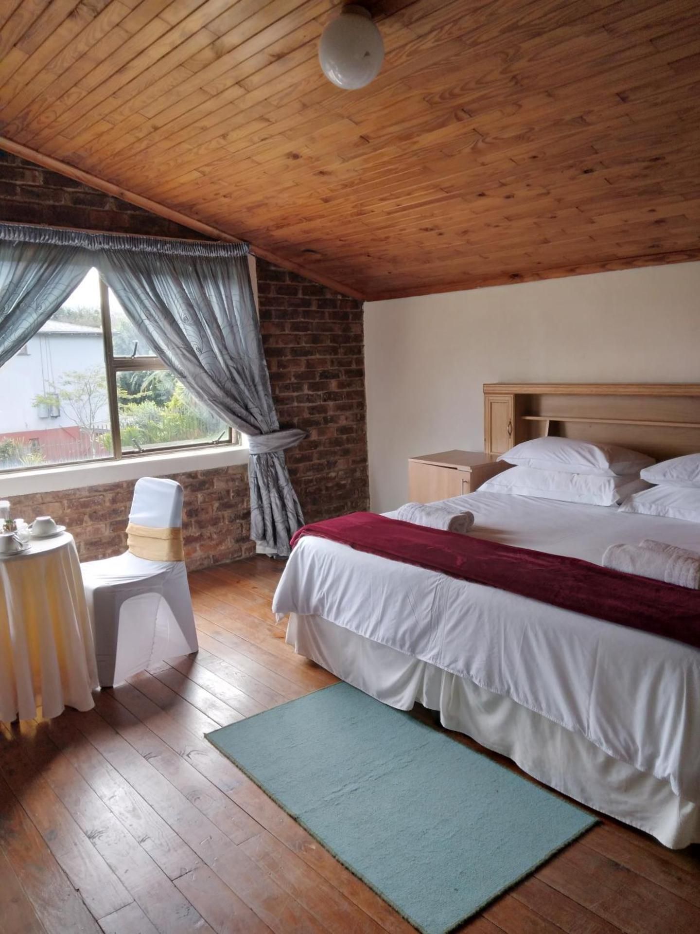 Queen Suite