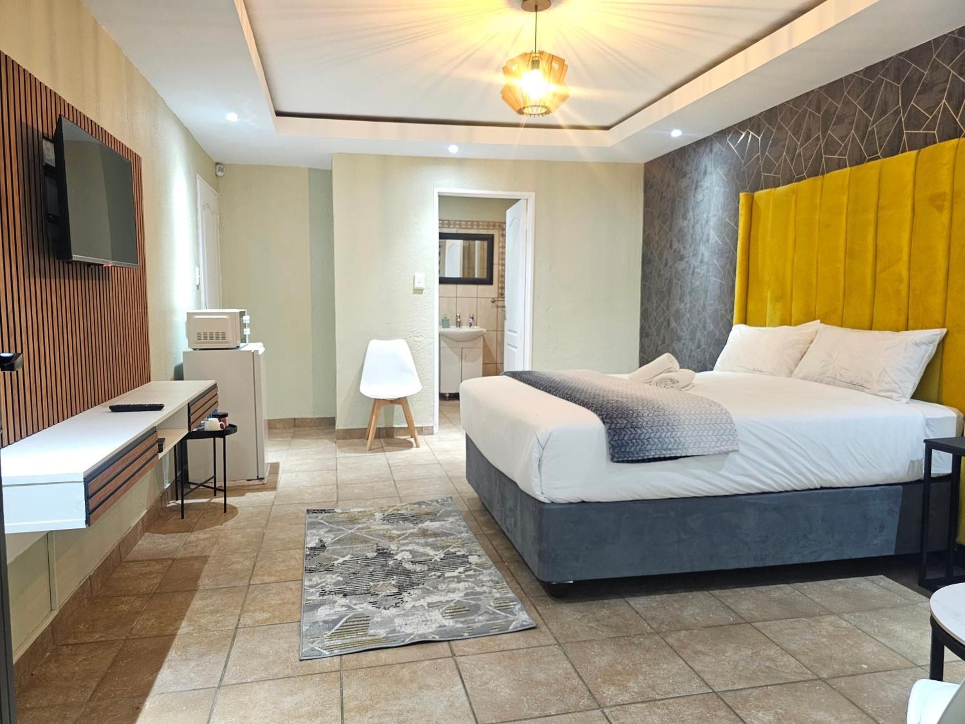 Double Room with Shared Bathroom