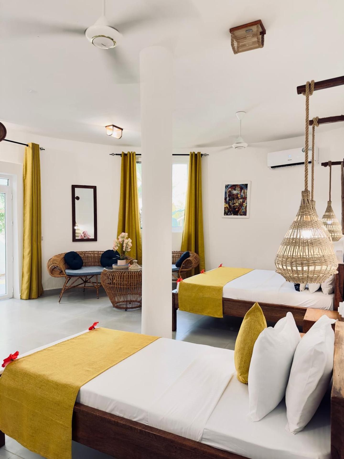 Deluxe Family Room