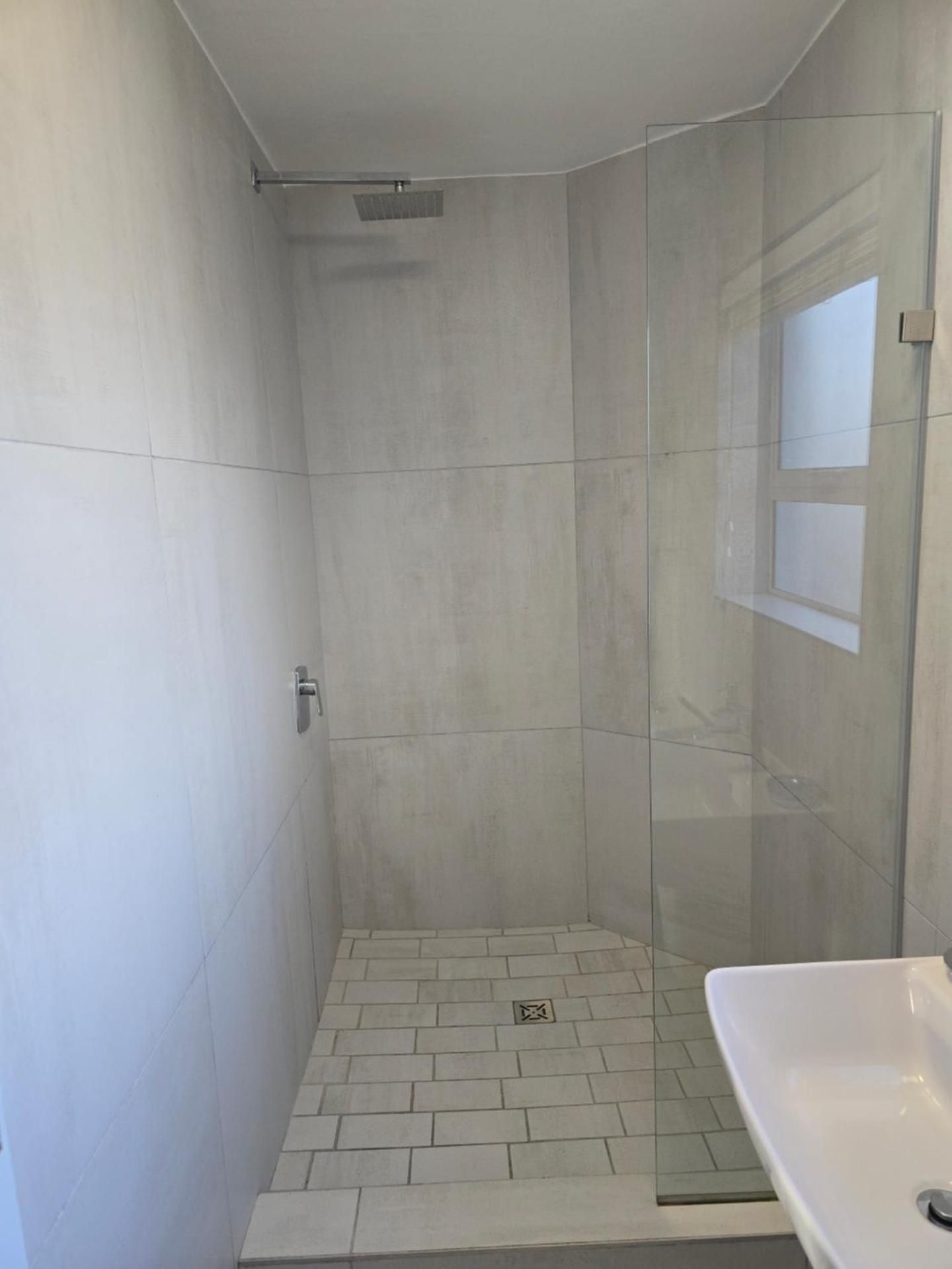 Crystal Lagoon Lodge Classic King Room 2