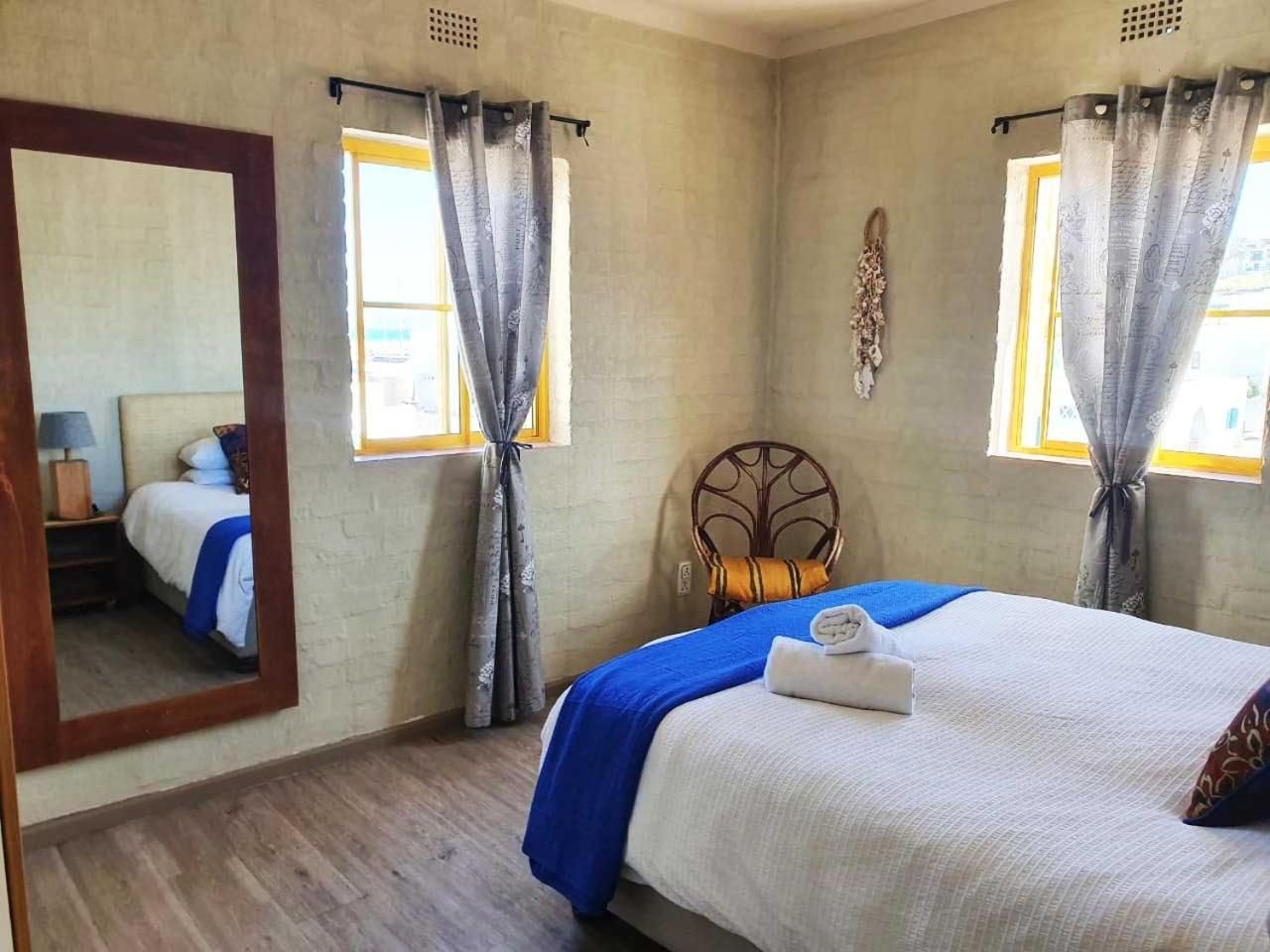 Apartment With Shared Bathroom