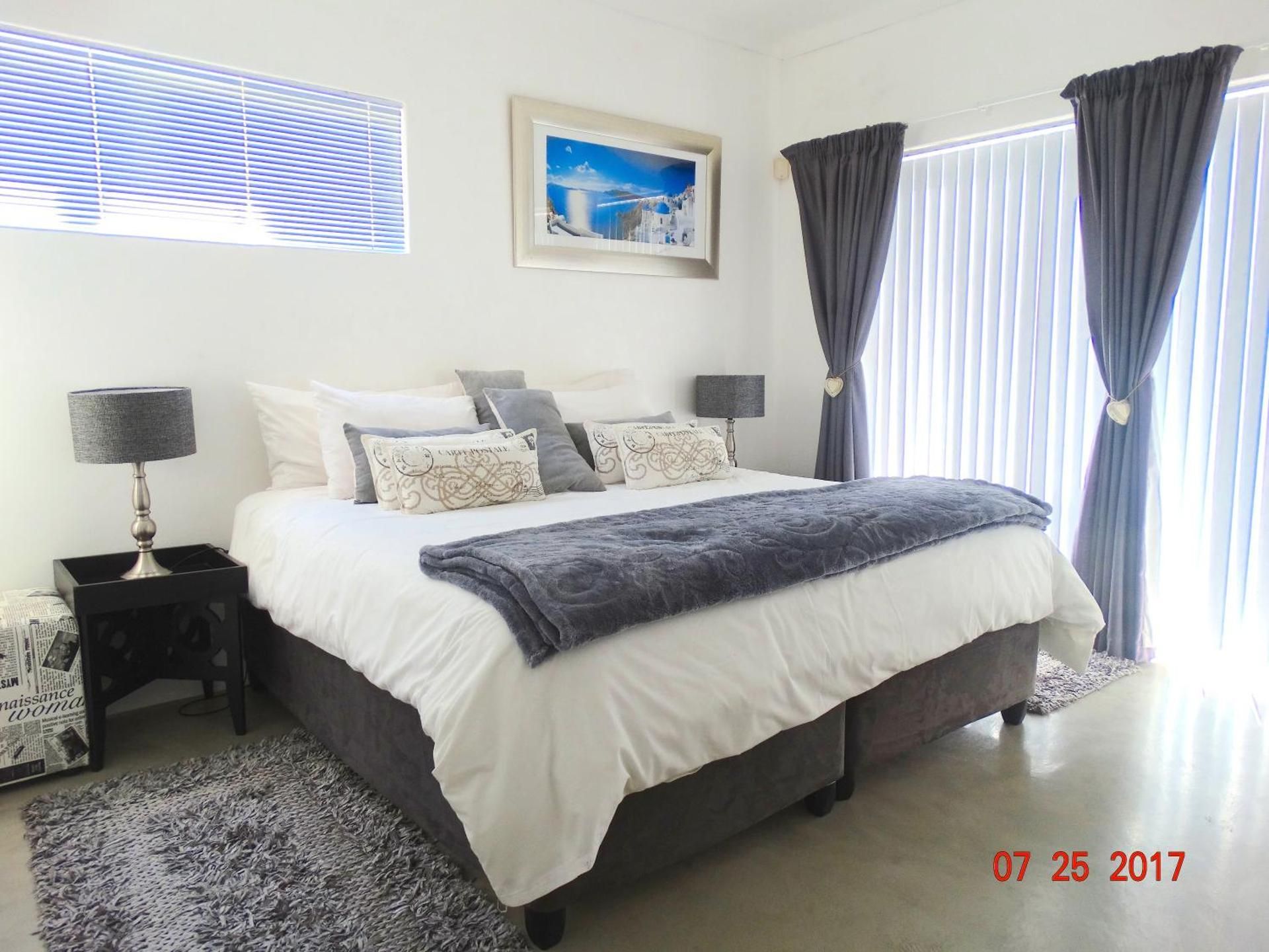 Deluxe Double or Twin Room with Ocean View