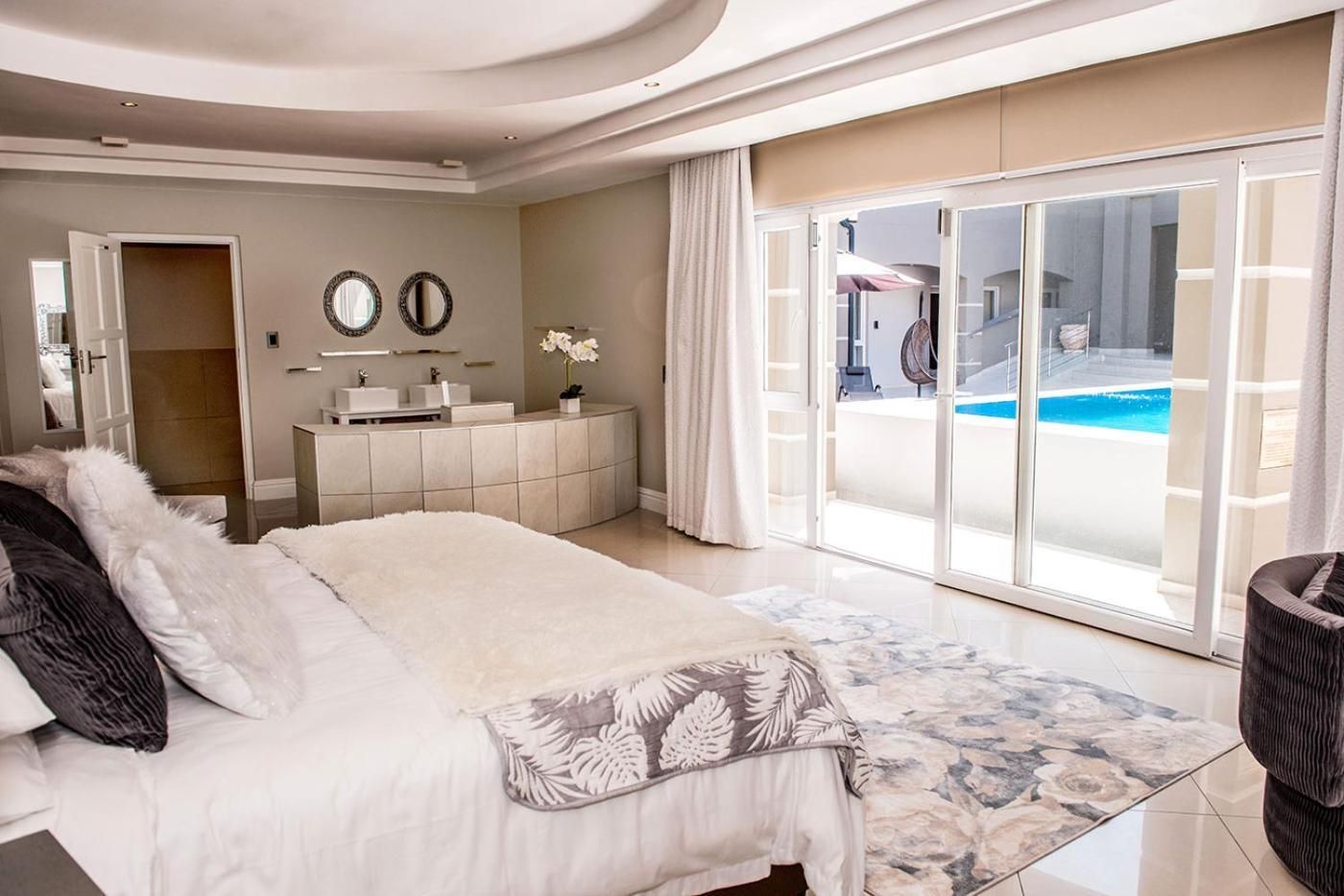 Suite with Pool View
