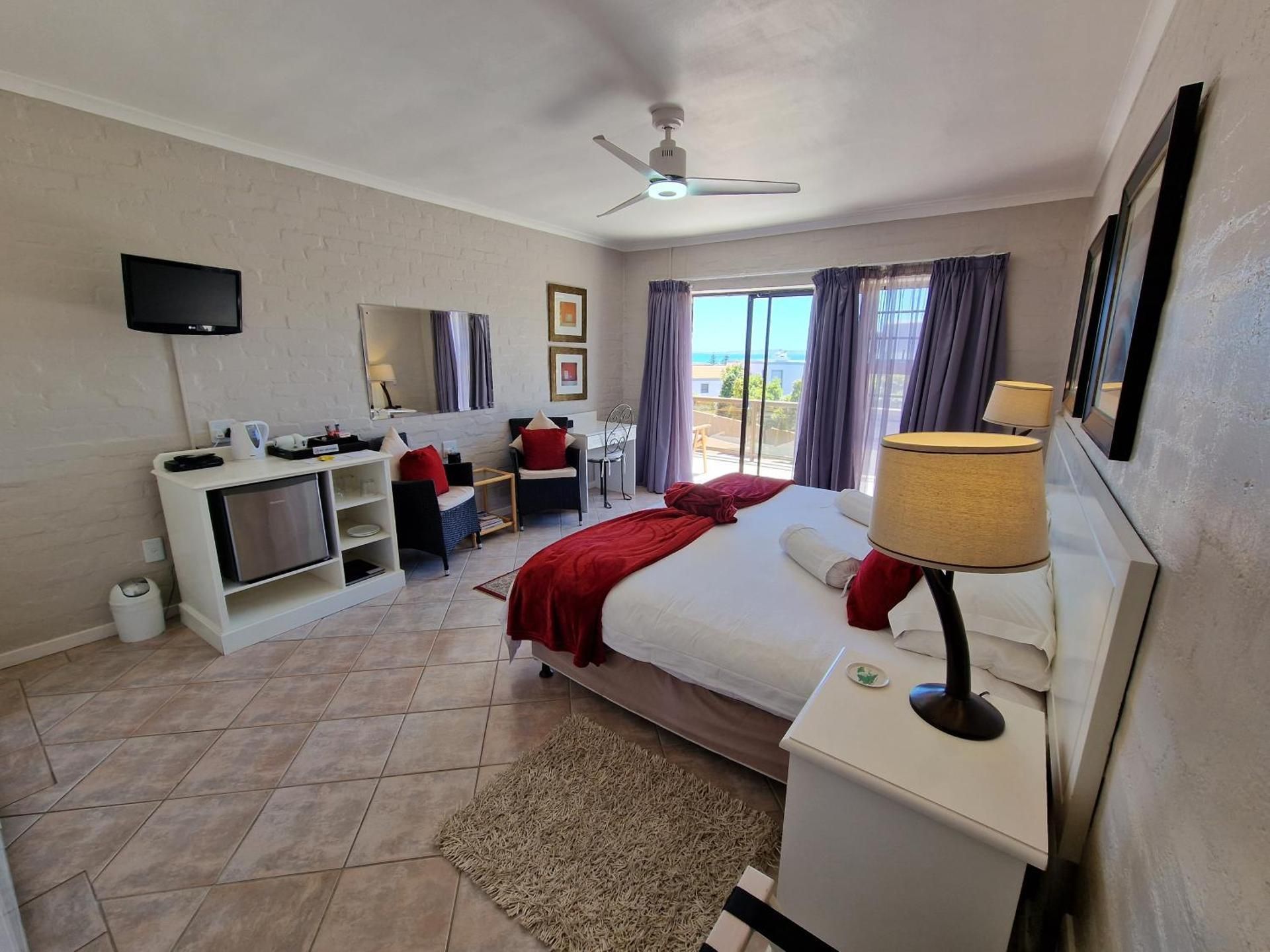 Deluxe Double or Twin Room with Sea View