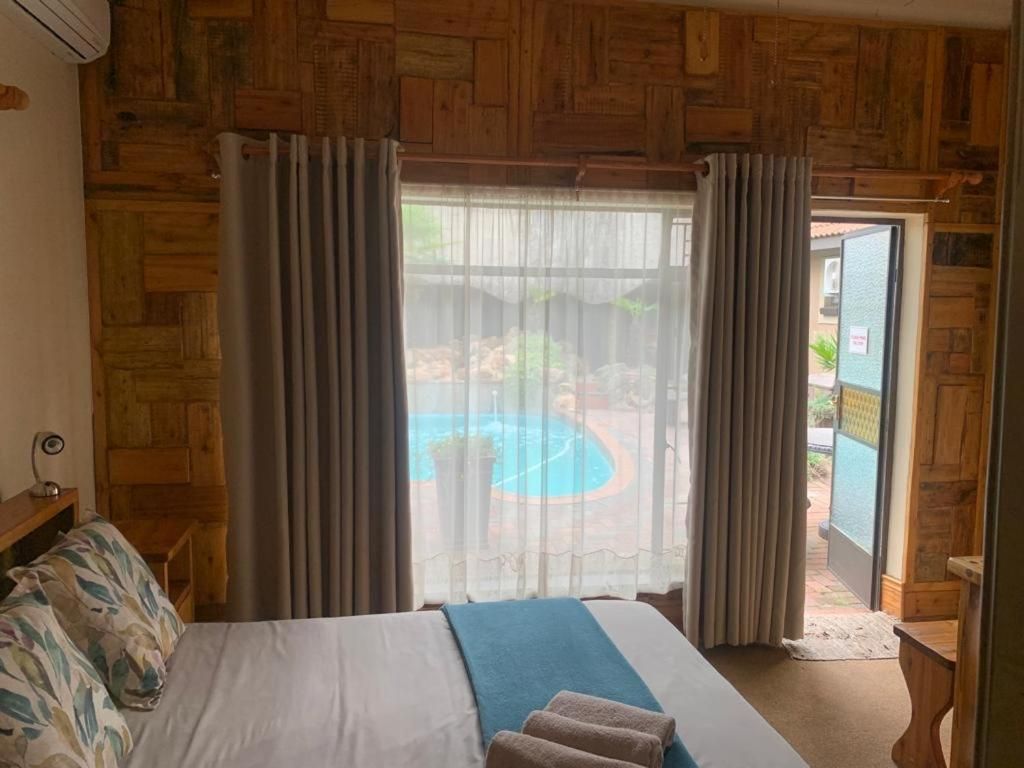 Double Room with Pool View