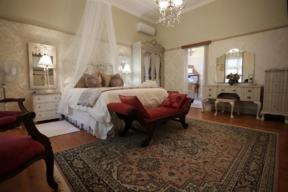 Superior Queen Room 1