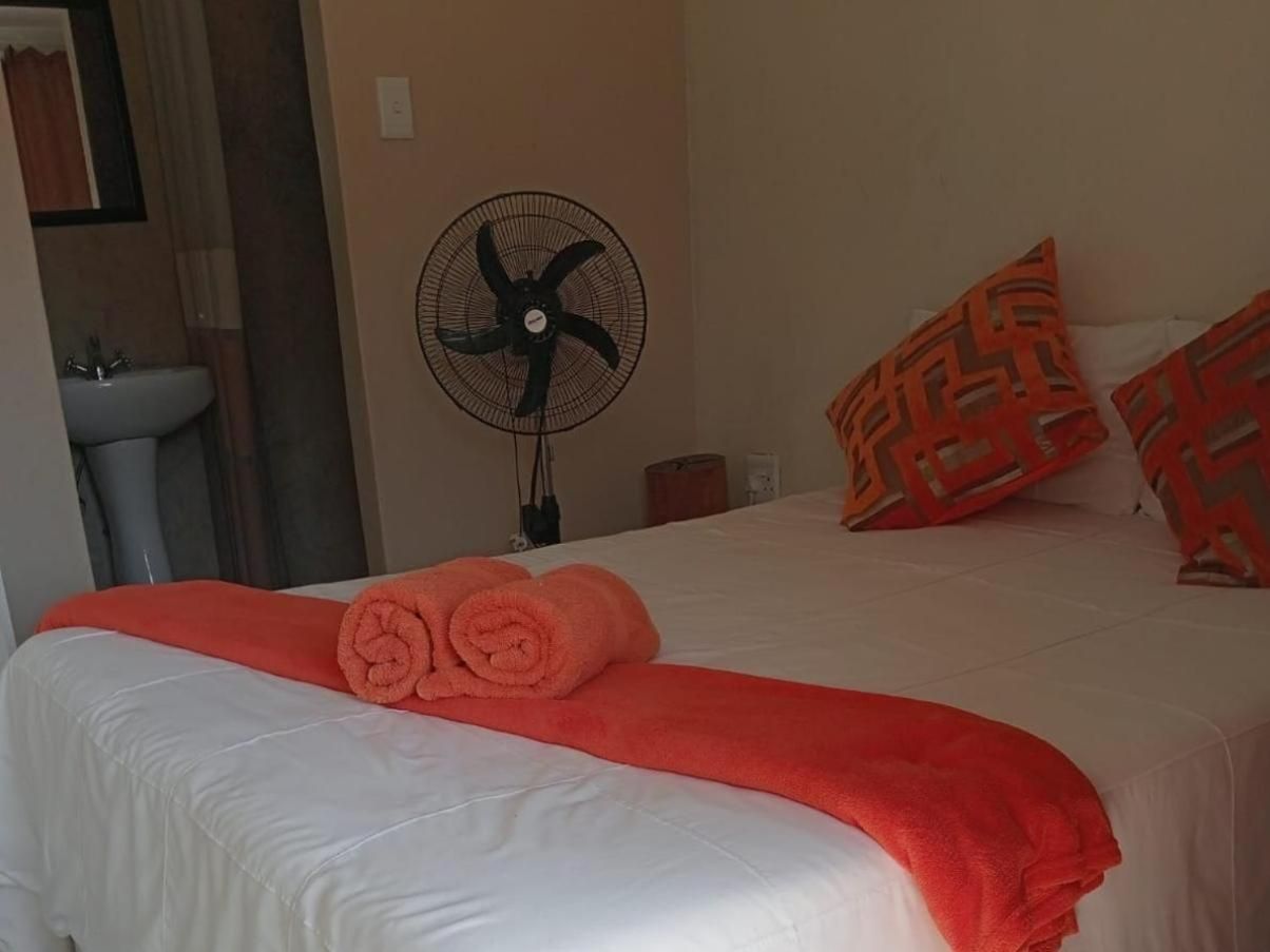 Comfort Queen Room