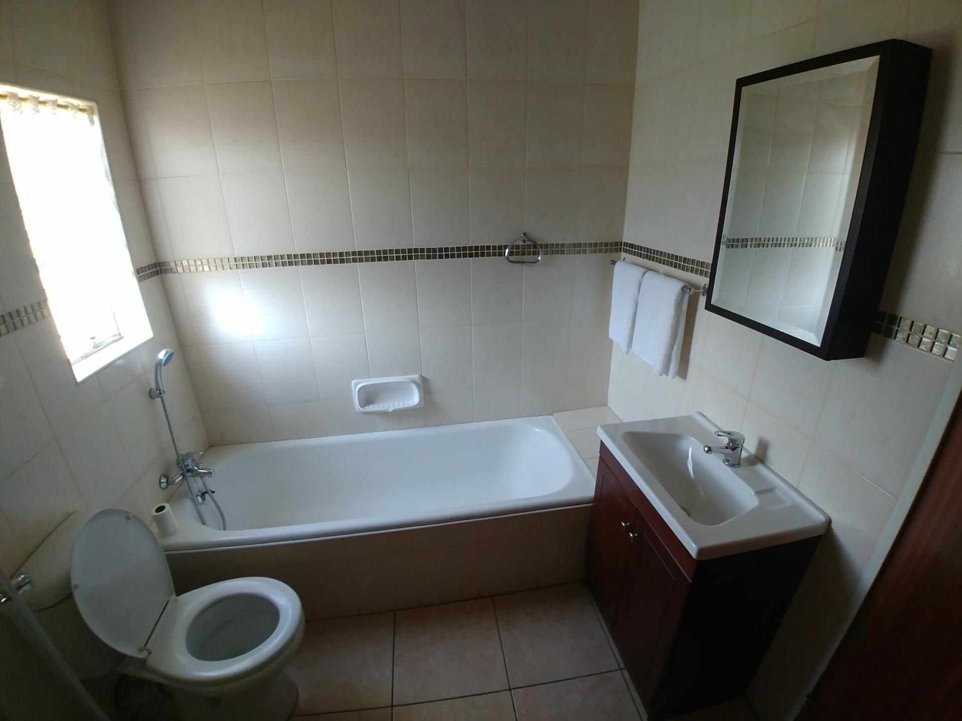 Single Room with Shared Bathroom