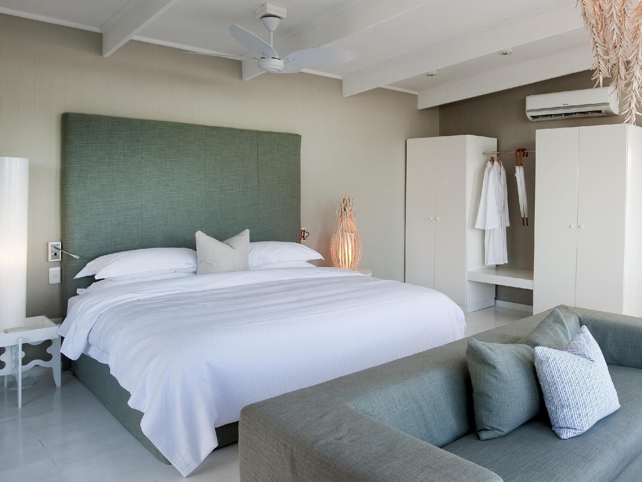 Beach Pool Suite