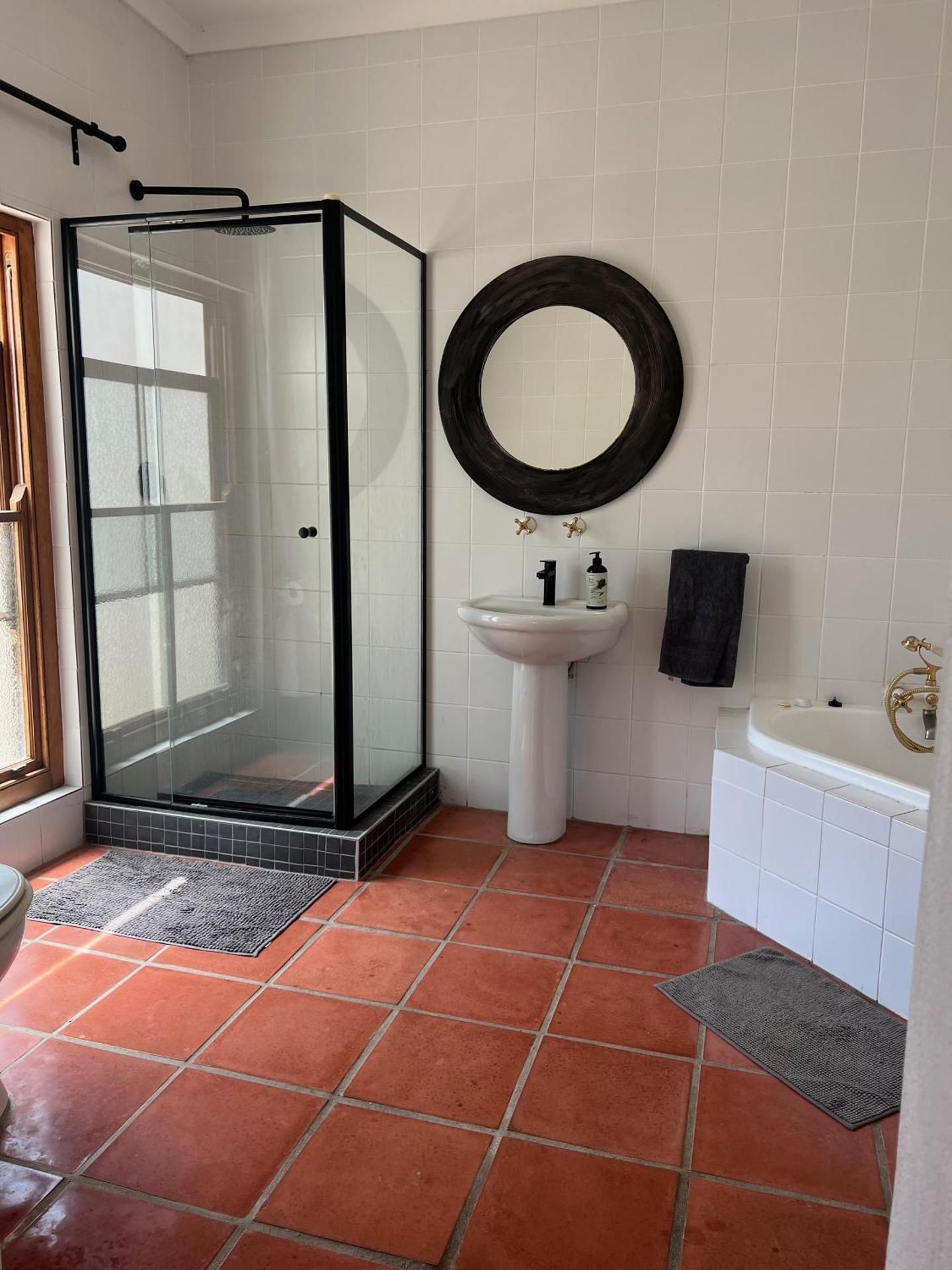 Queen Room with Garden View