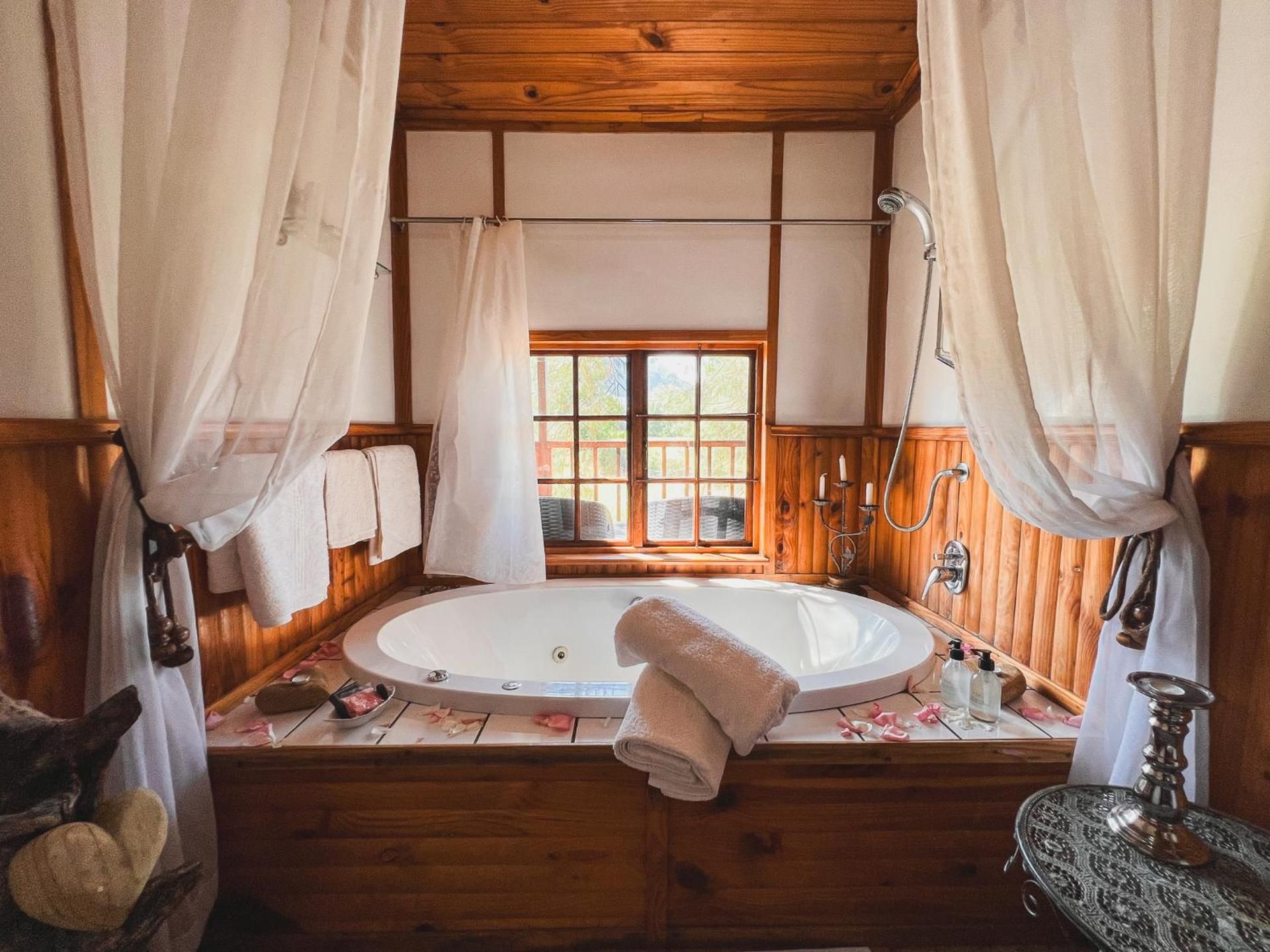 Vindoux Tree House Guest Farm and Day Spa  Honeymoon Tree House  2