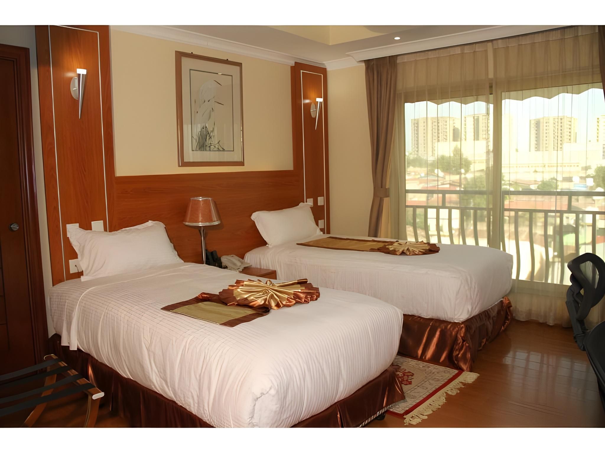 Standard Twin Room