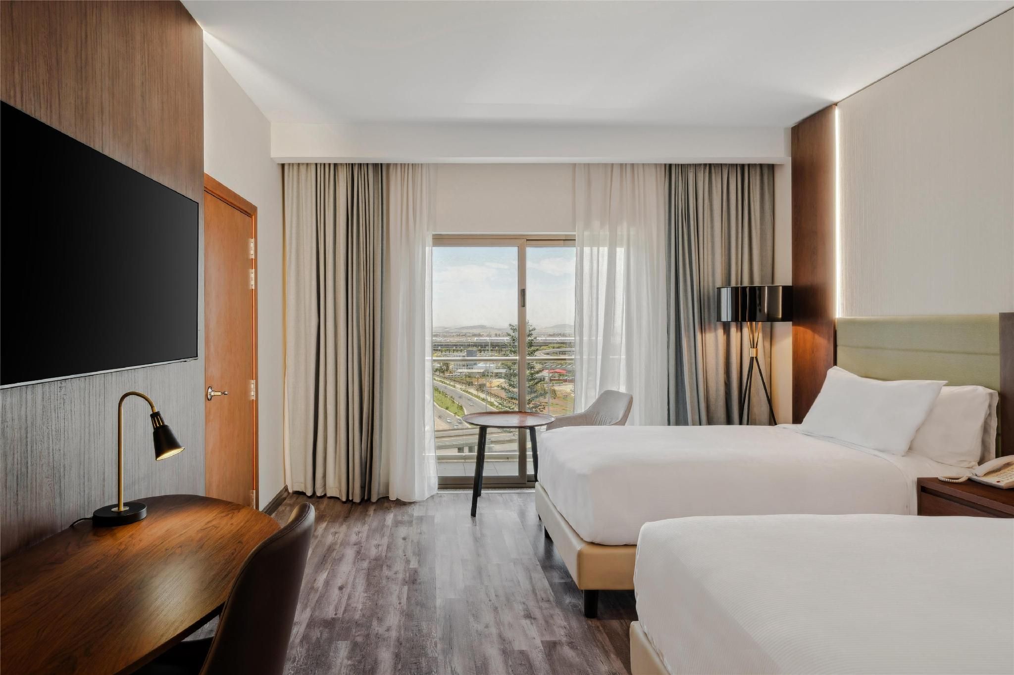 Twin Deluxe Room with Airport View