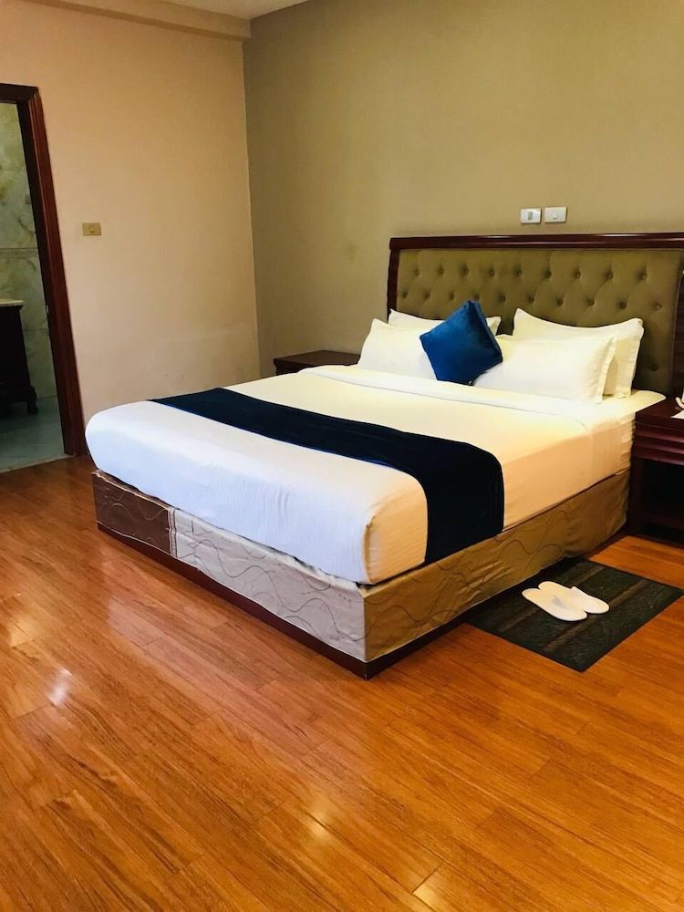 Blue Nest Hotel