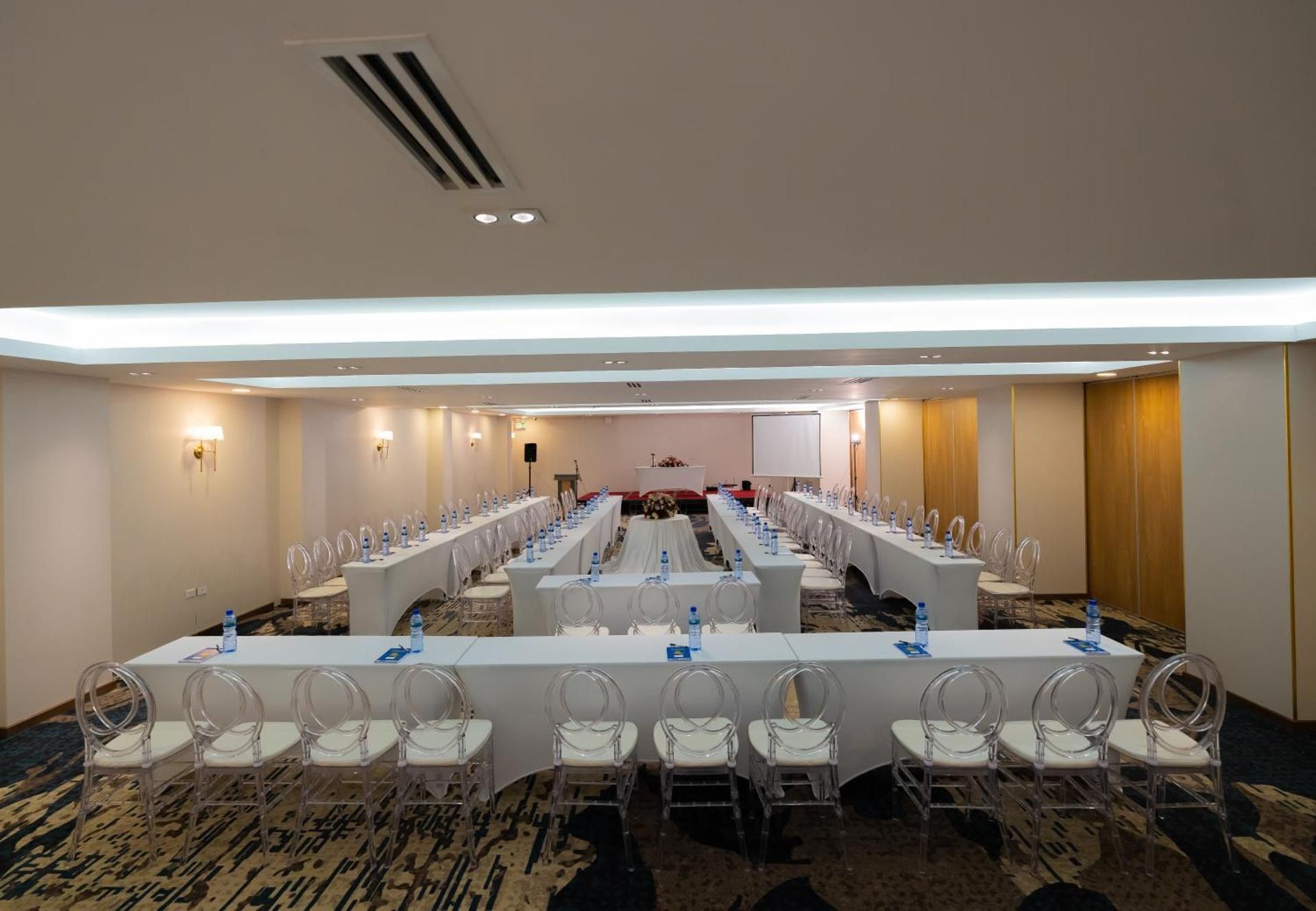 meeting room / ballrooms