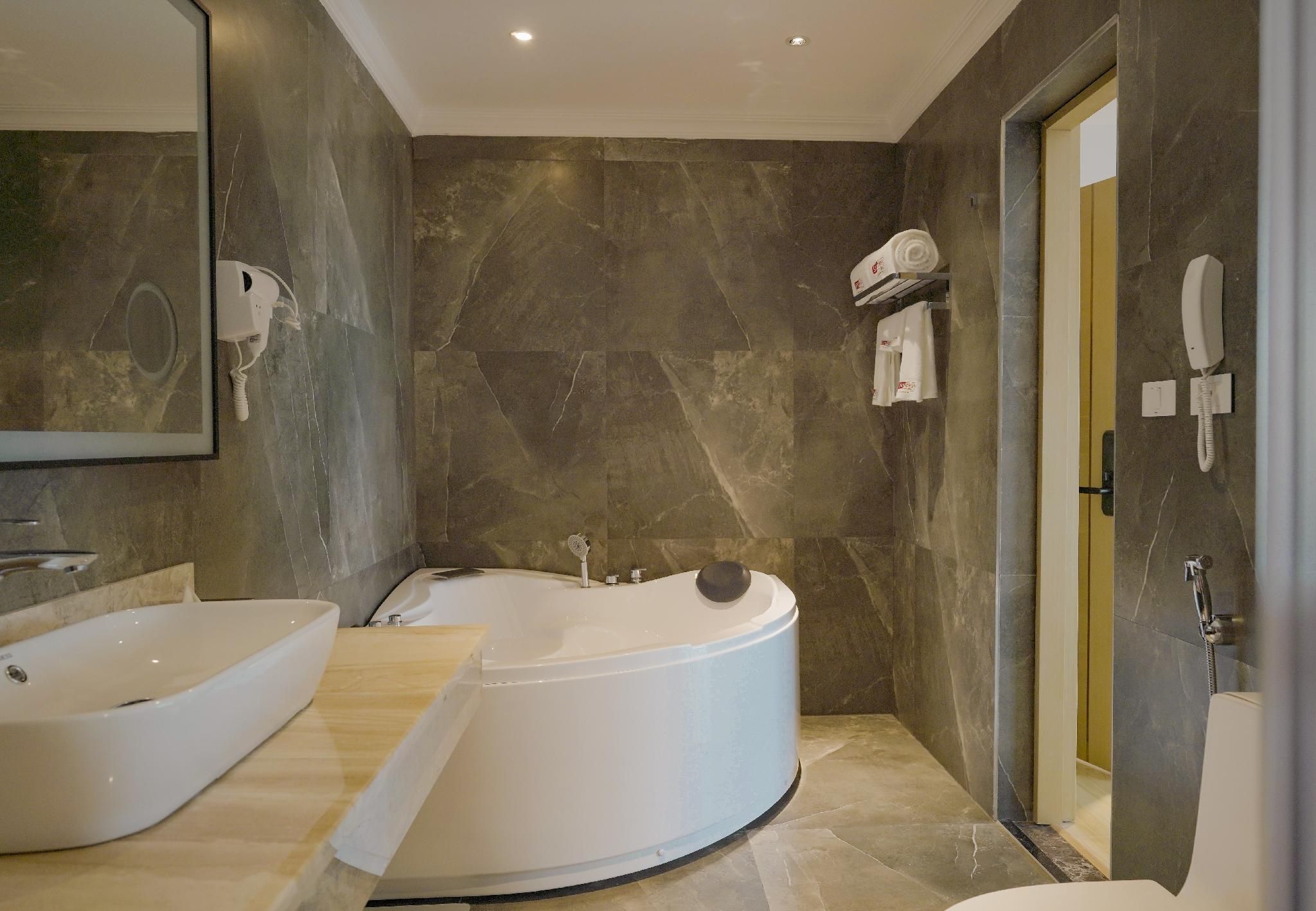 Suite King