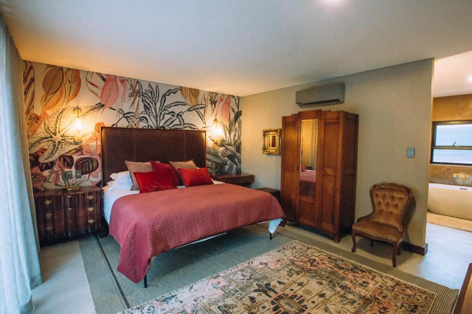 Supreme Room 12