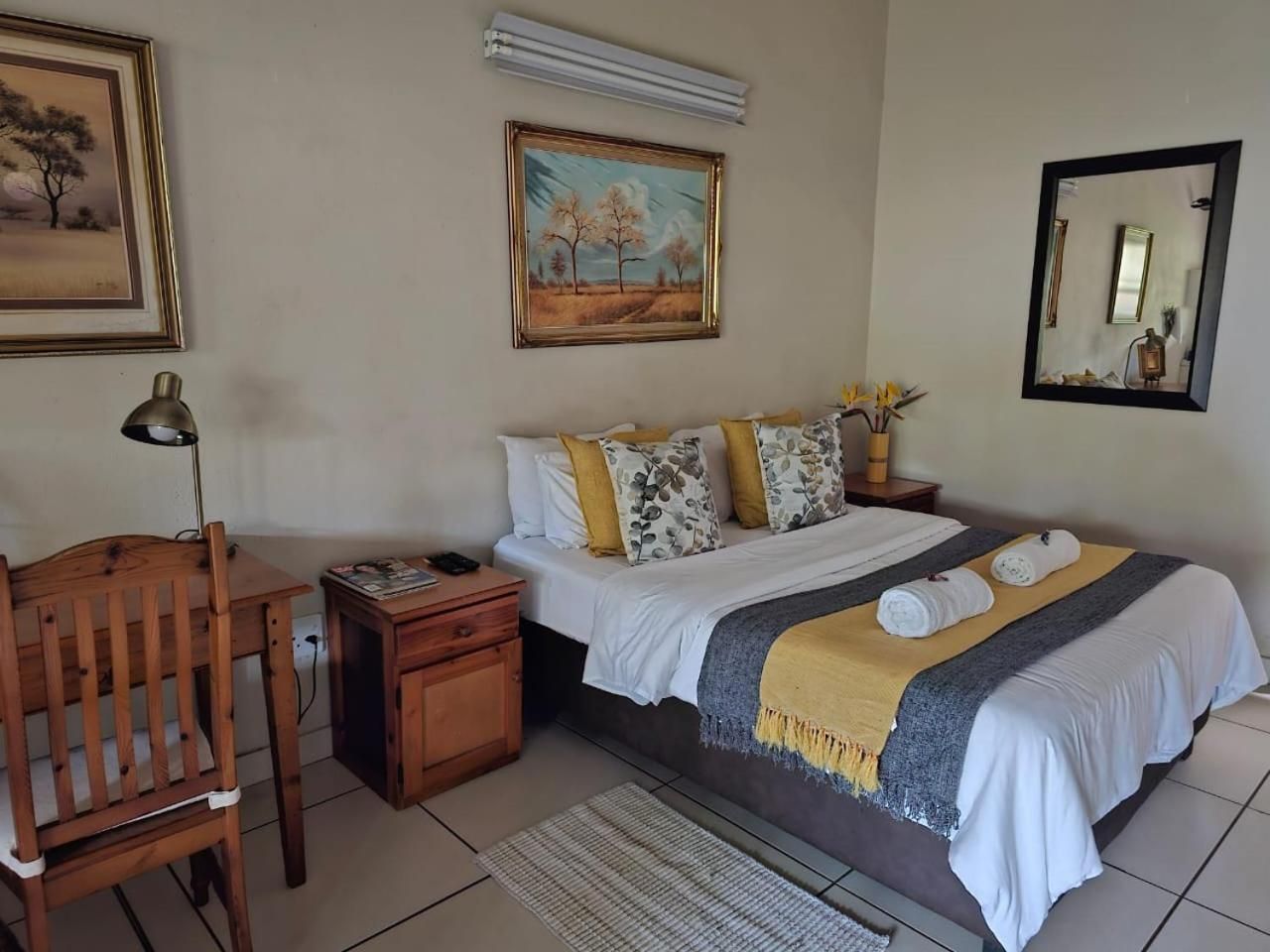 Deluxe Double Room with Bath