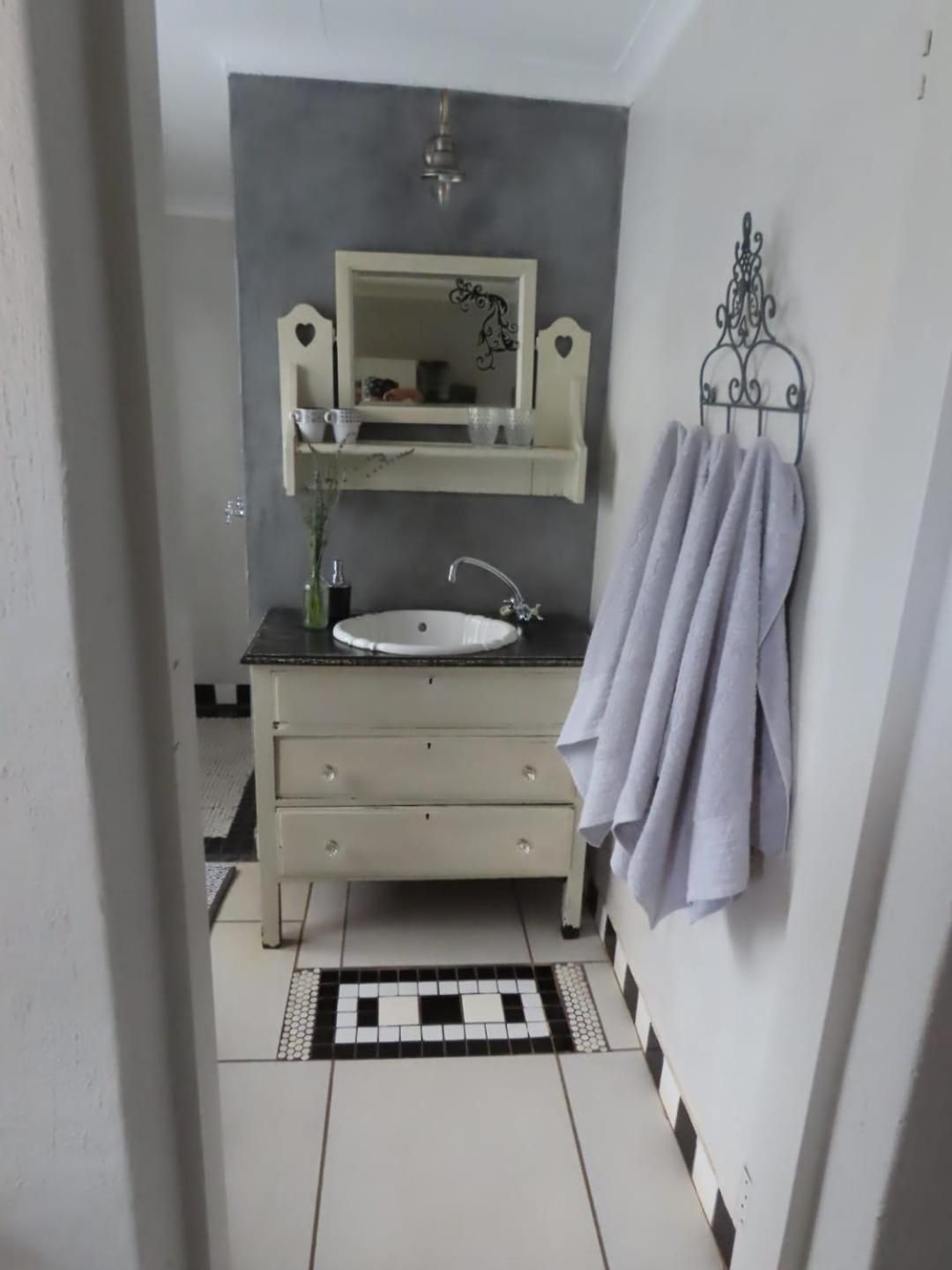 Blue Bell Guesthouse Double Room 2