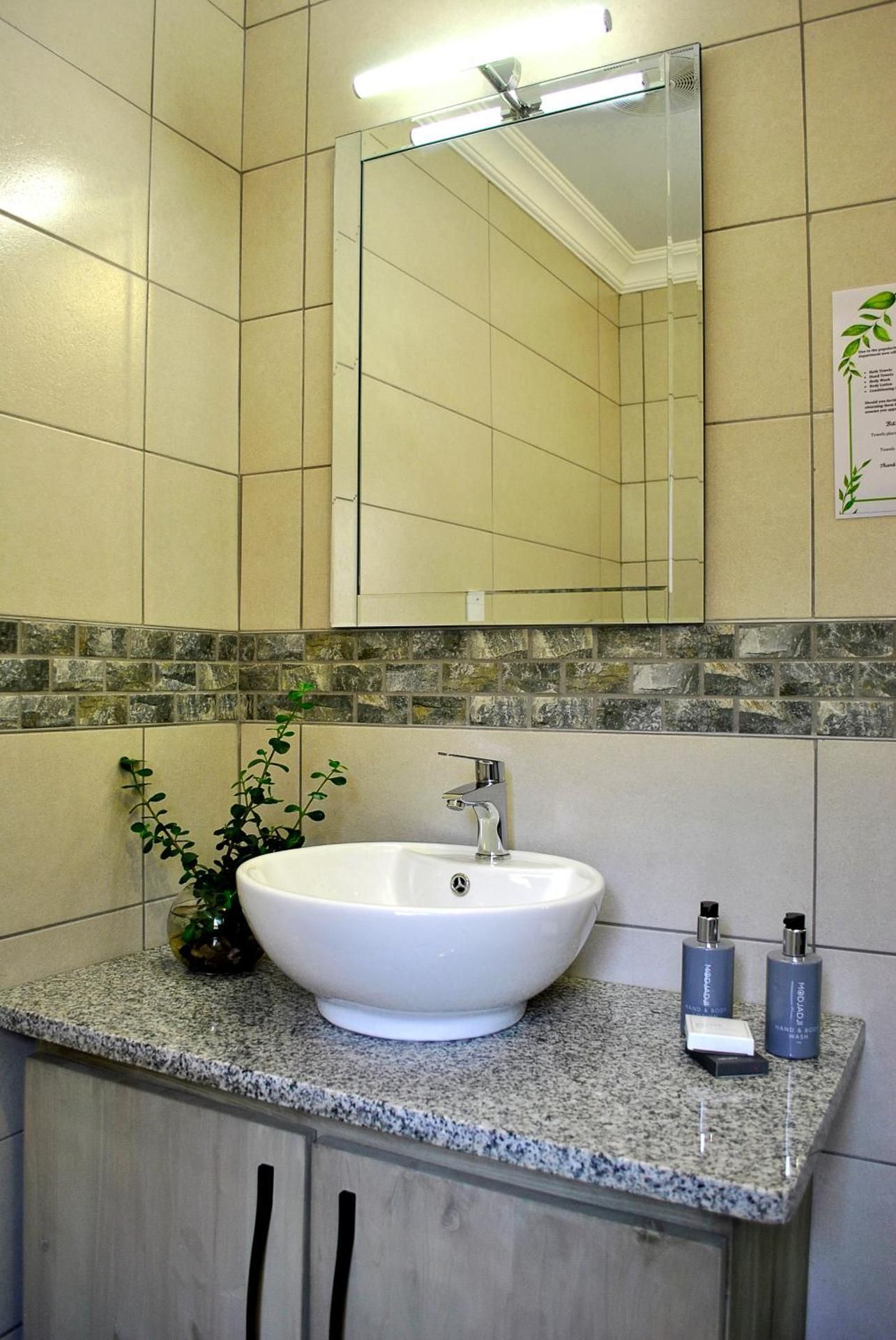 Christie's Inn Double or Twin Room 2