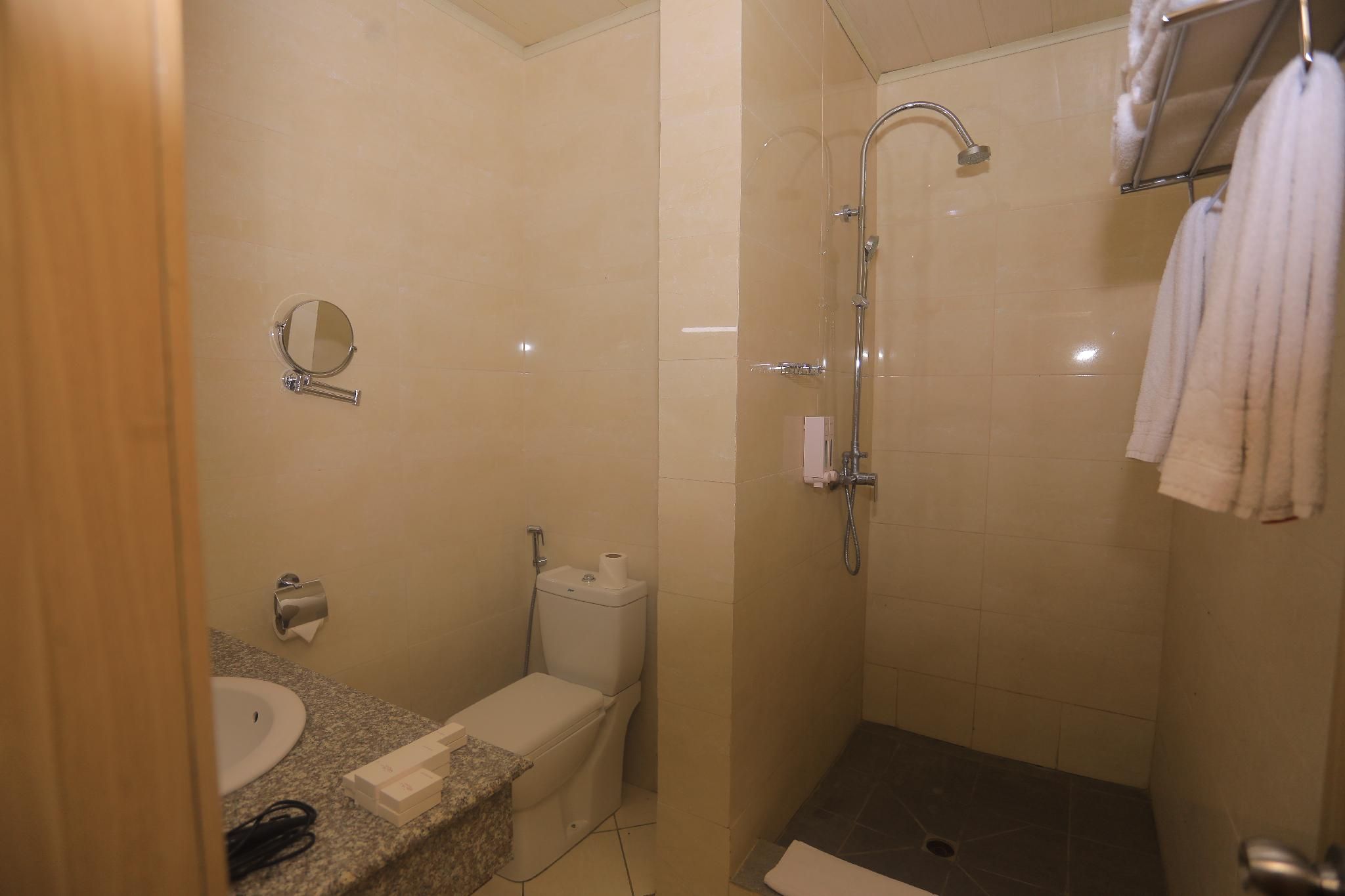 Haile Resort Arbaminch Lake View Family Room 3