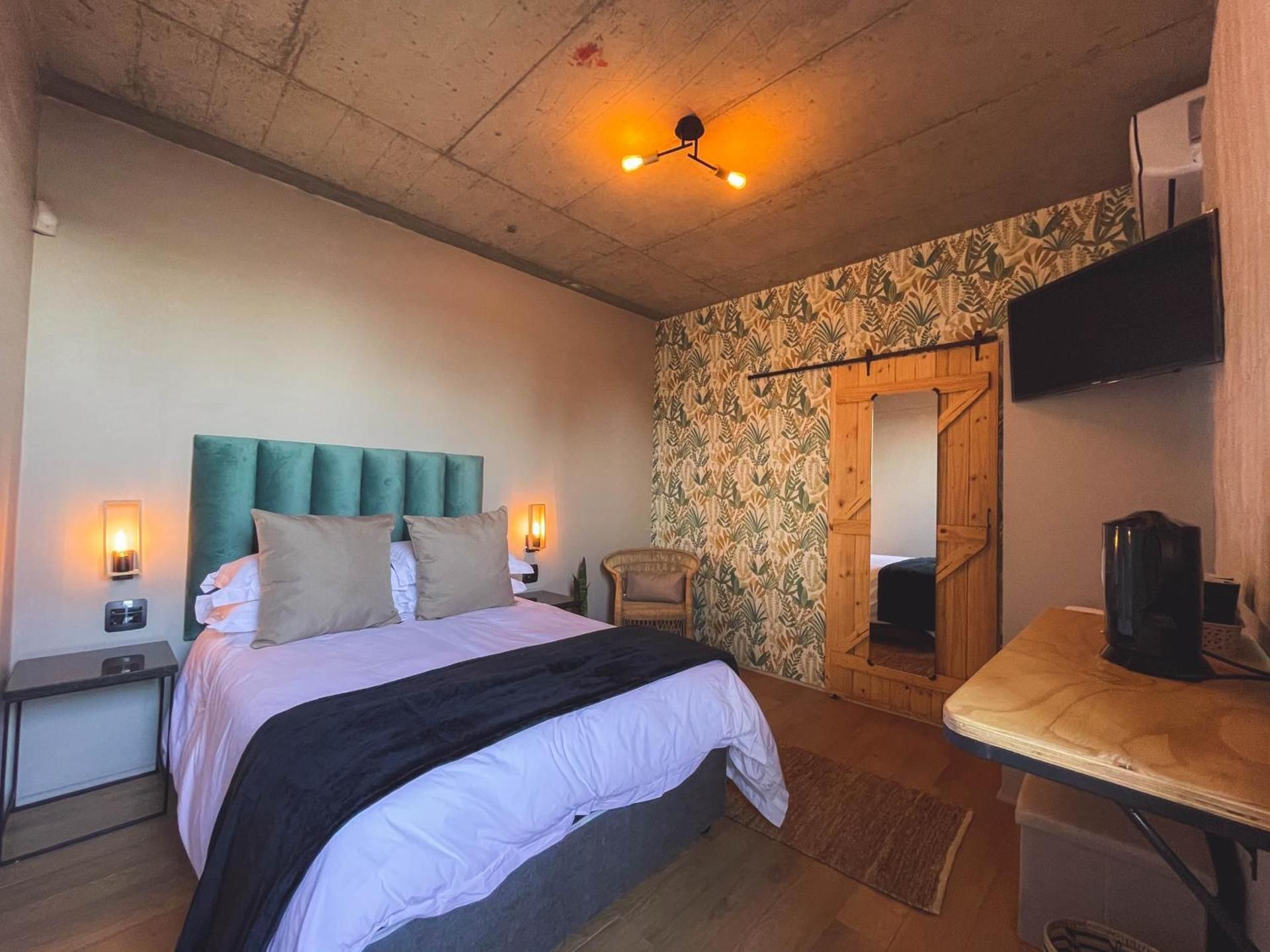  Double Room - Ground Floor 3 