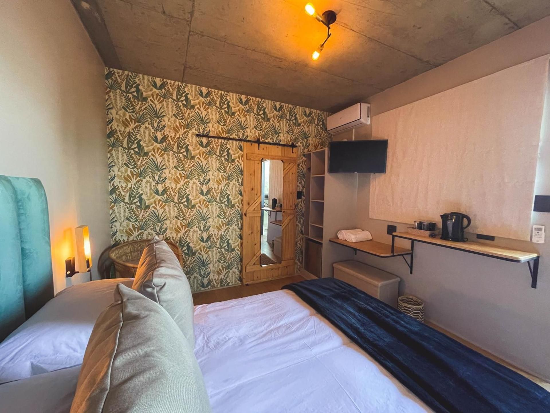  Double Room - Ground Floor 3 