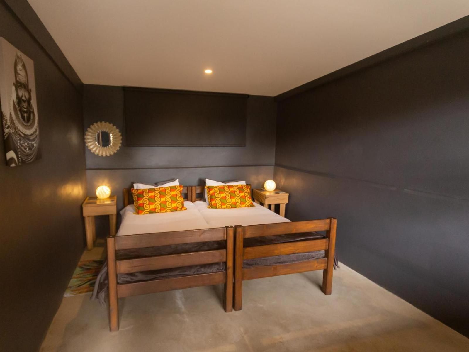 Standard Twin Room with Shared Bathroom