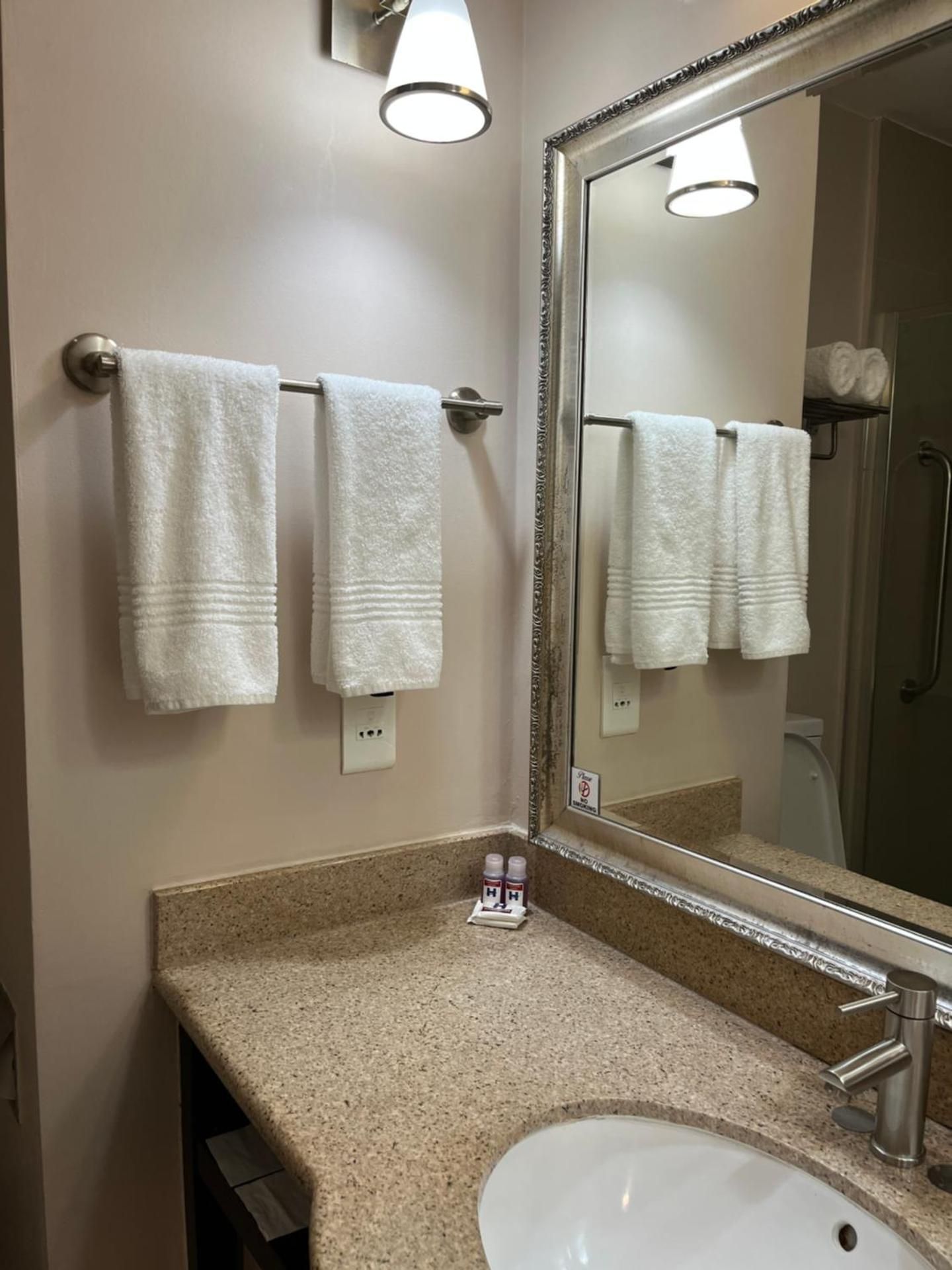King Standard Room