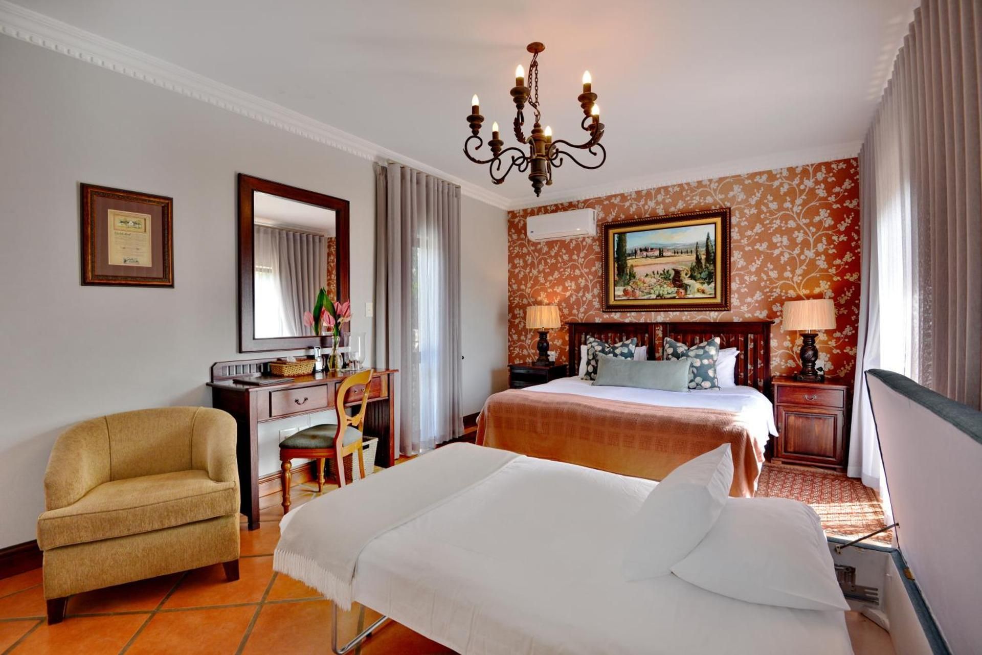 Luxury Double or Twin Room with Pool View