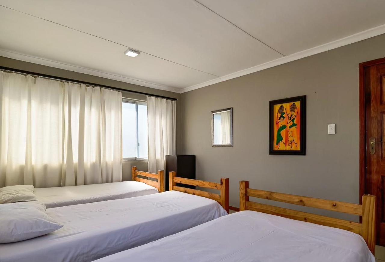 Bed in 8-Bed Dormitory Room
