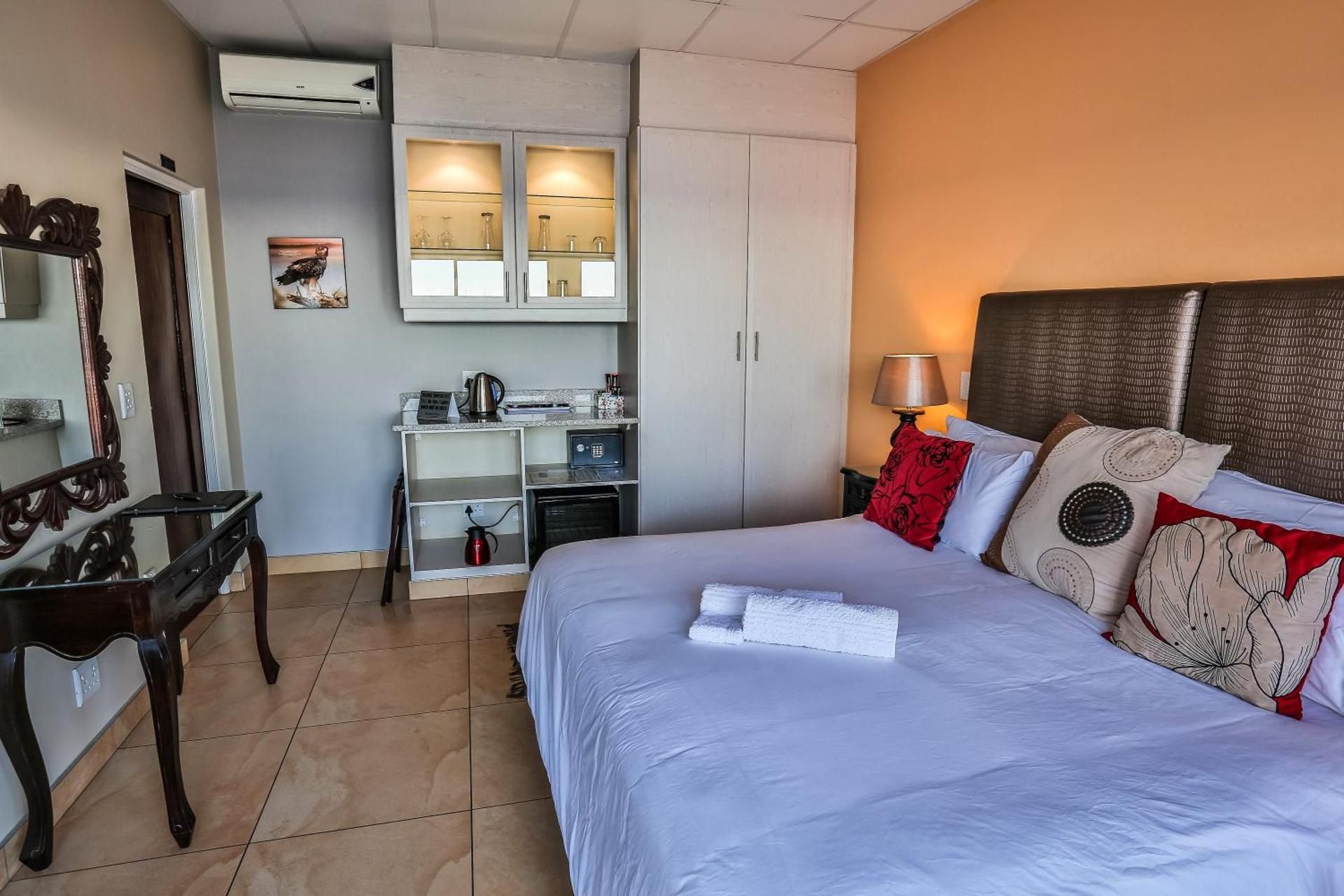 King Room with Balcony and Sea View