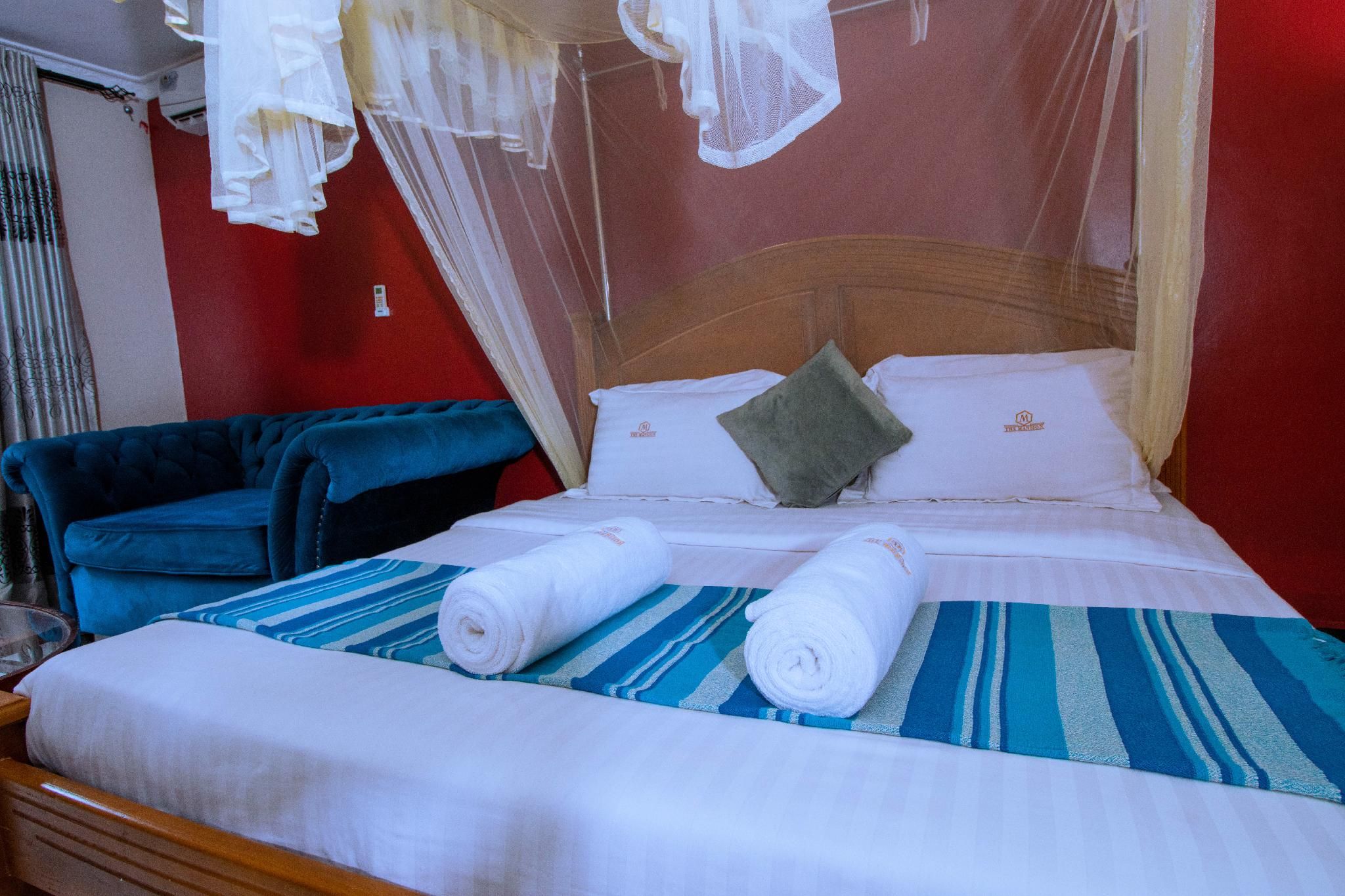 The Mansion Hotel - Jinja Deluxe 3