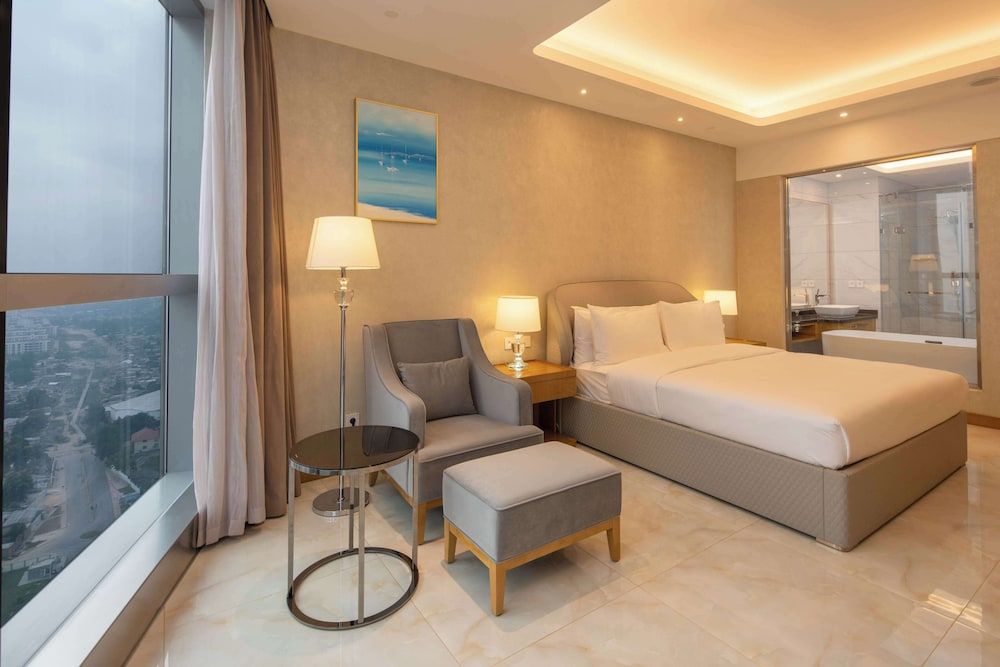 Hilton Brazzaville Les Tours Jumelles Hotel & Residences Standard Room, 1 King Bed