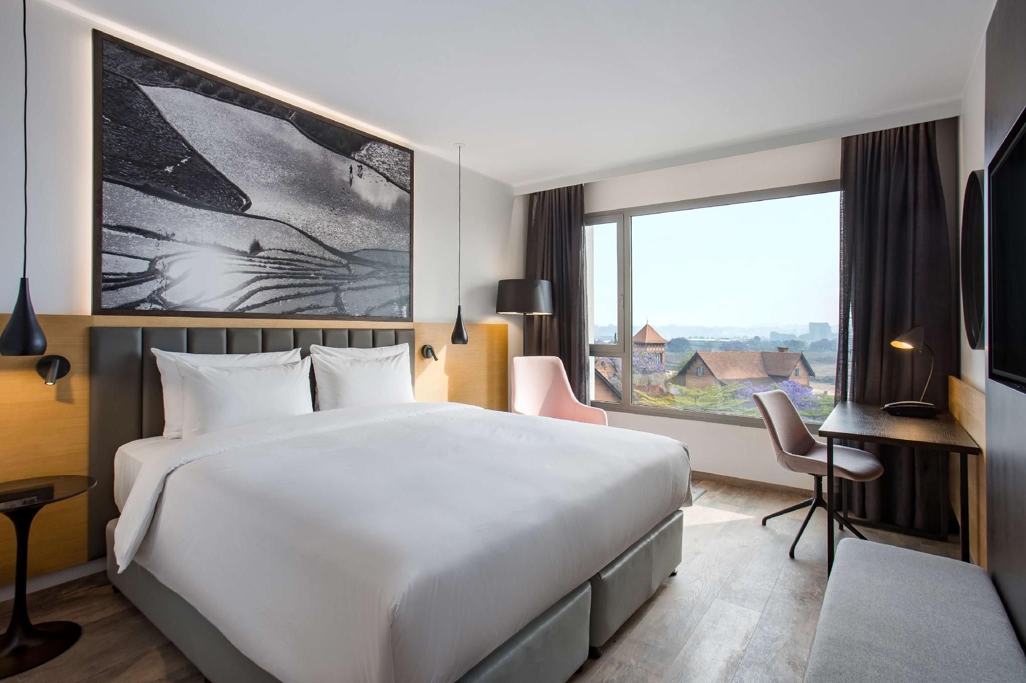 Standard Room-Waterfront View