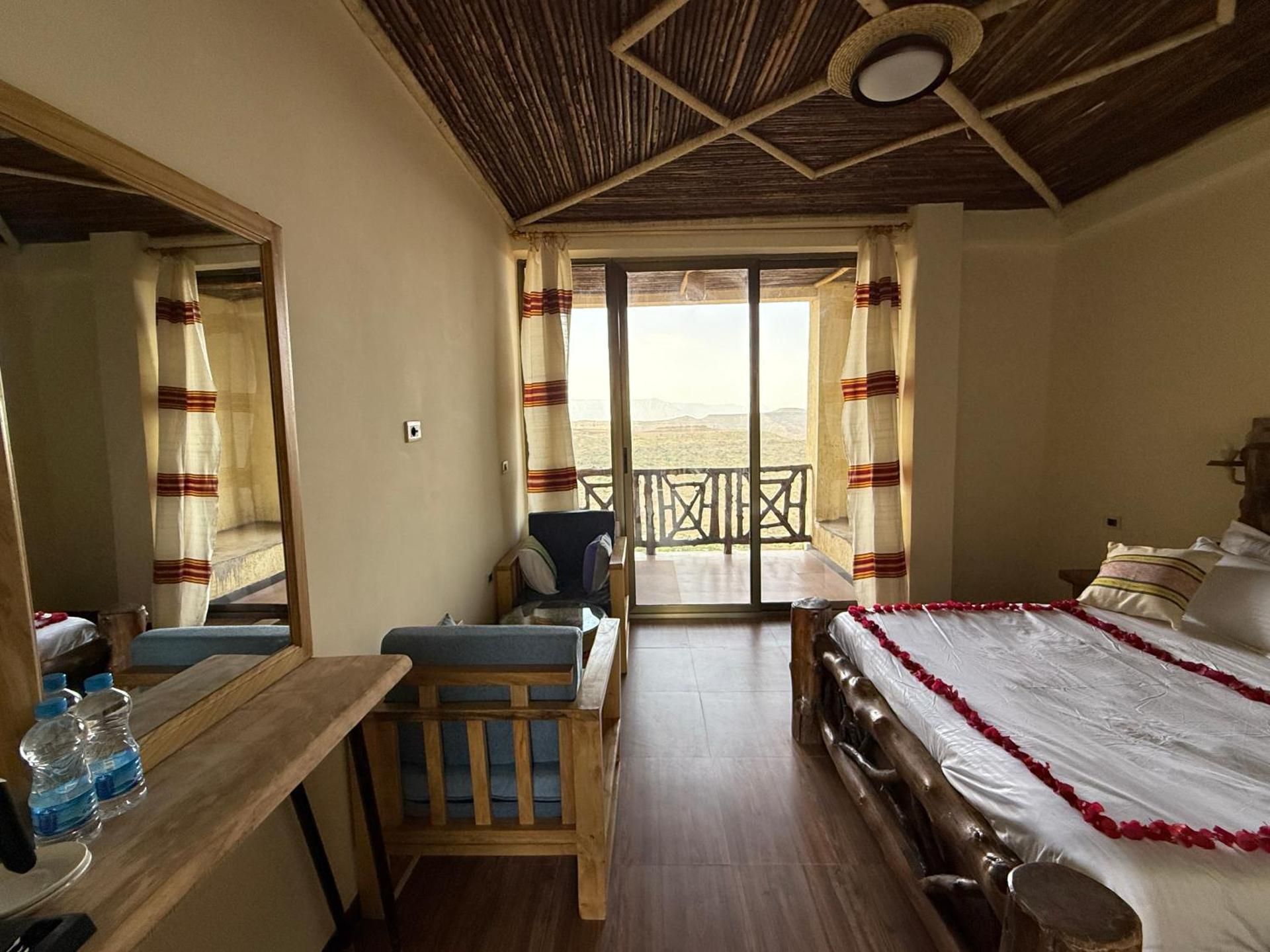 Double Room with Mountain View