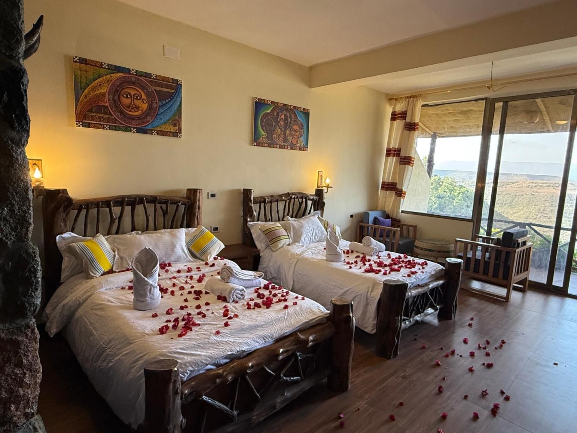 Twin Room with Mountain View