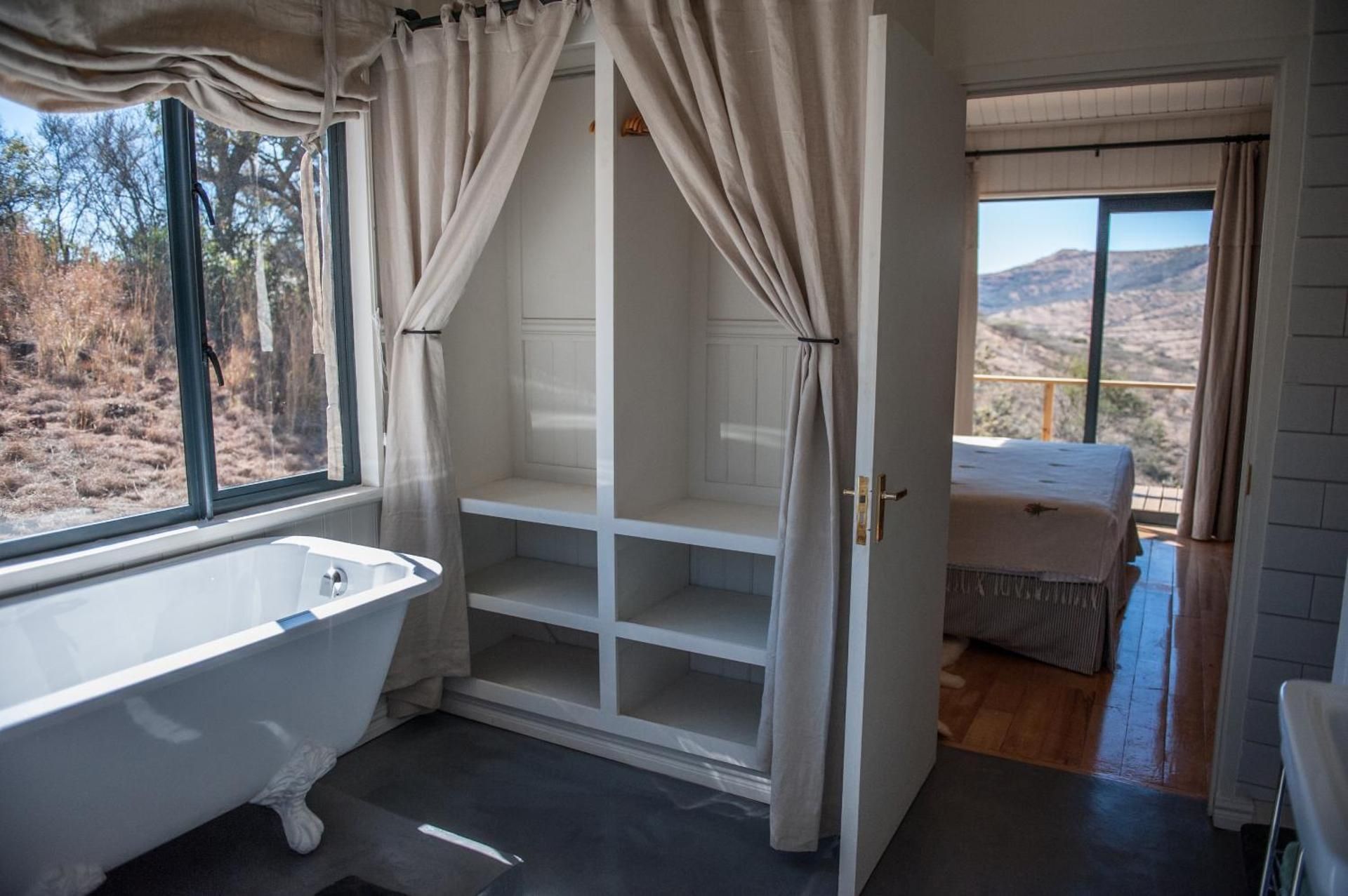 Two-Bedroom Villa with Private Pool - Churchills Family Cottage