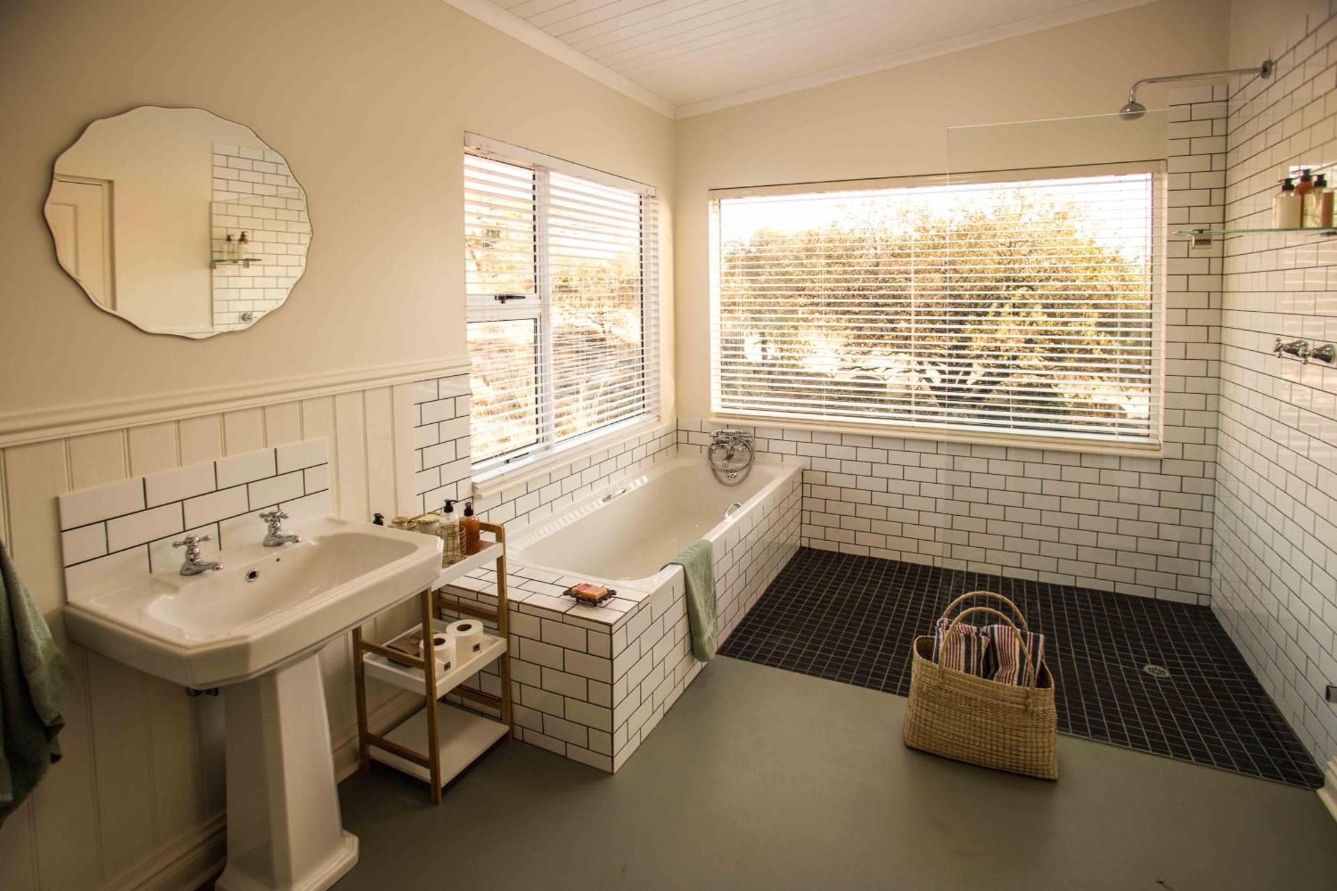 Three Tree Hill Lodge Family Suite - Burchells Family Cottage 2