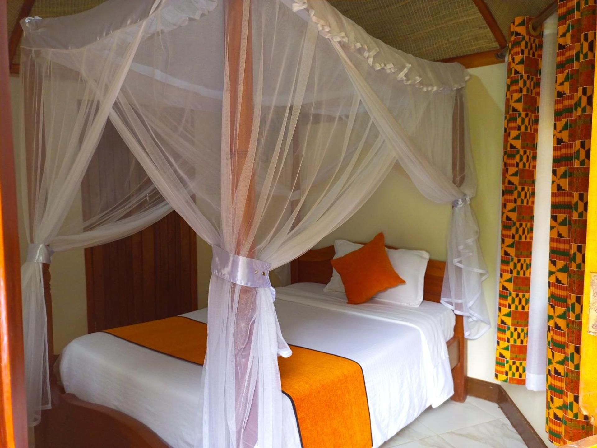 New Court View Hotel Budget Single Room