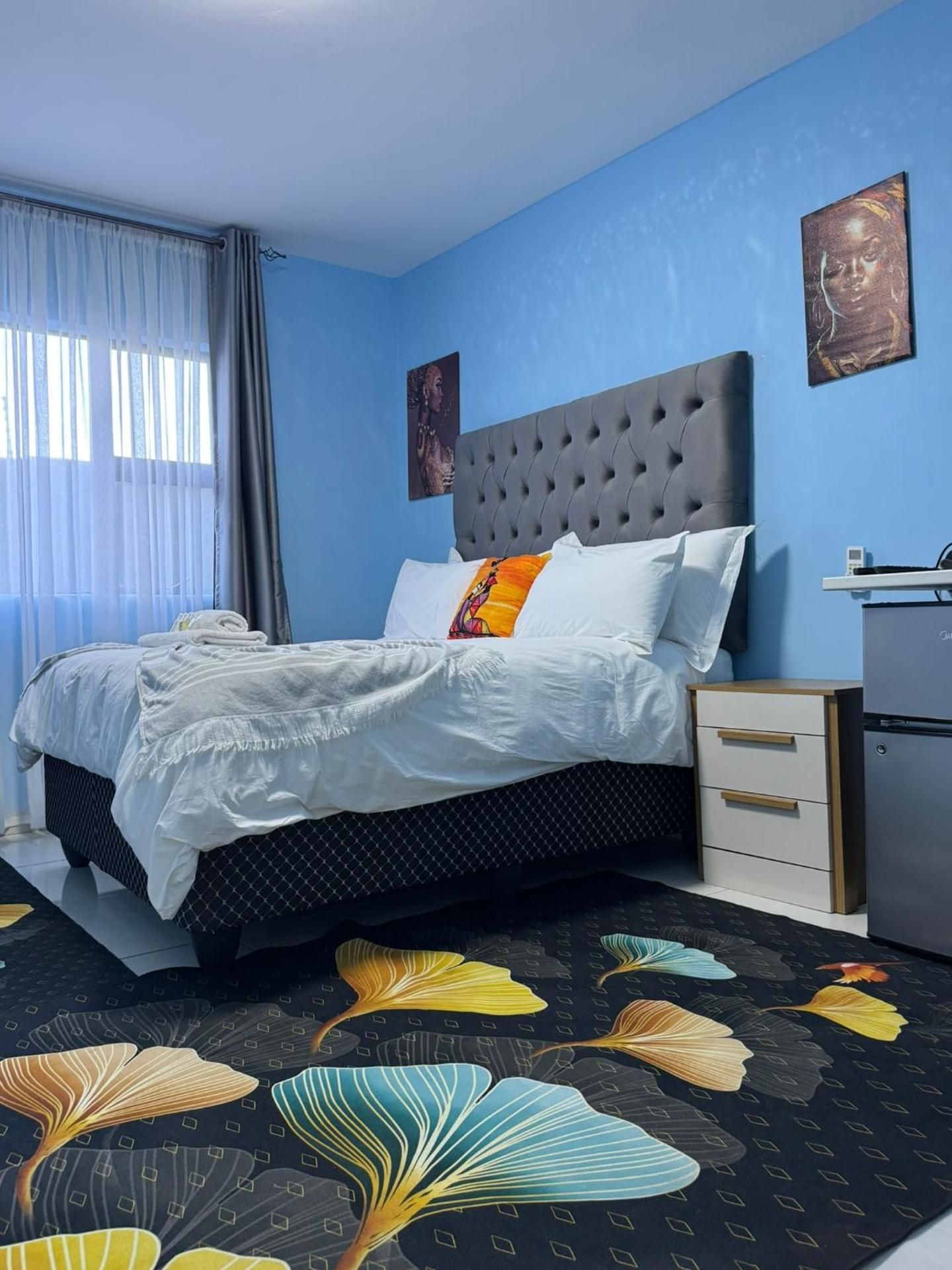 Deluxe Queen Suite