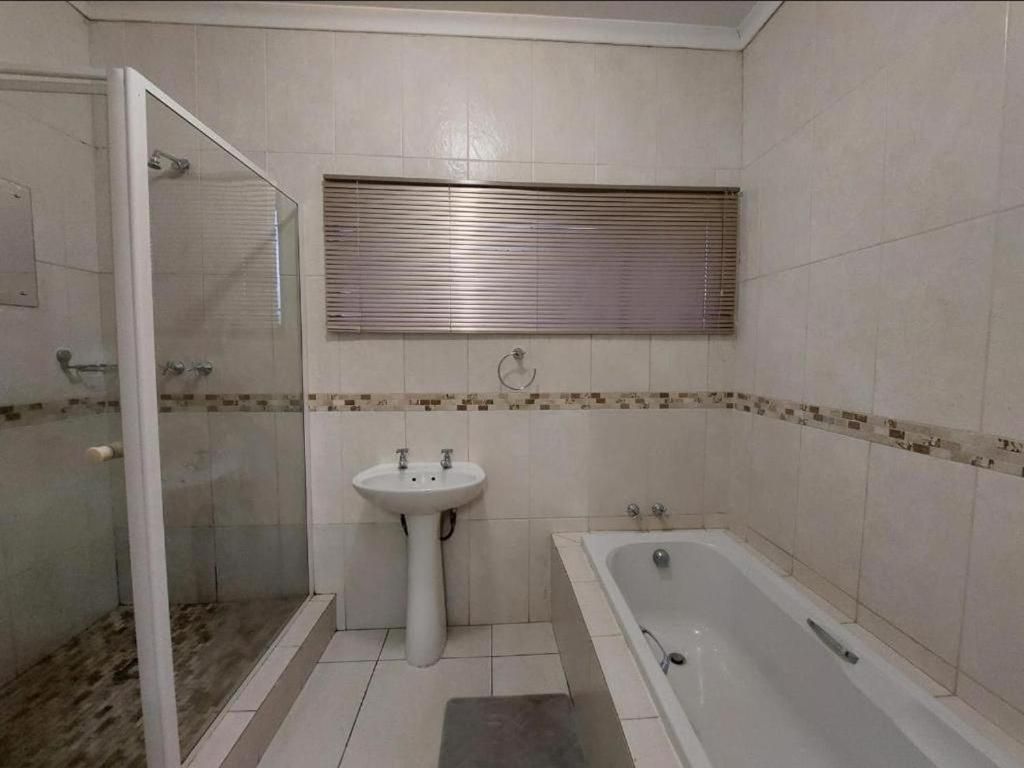 Comfort Twin Room
